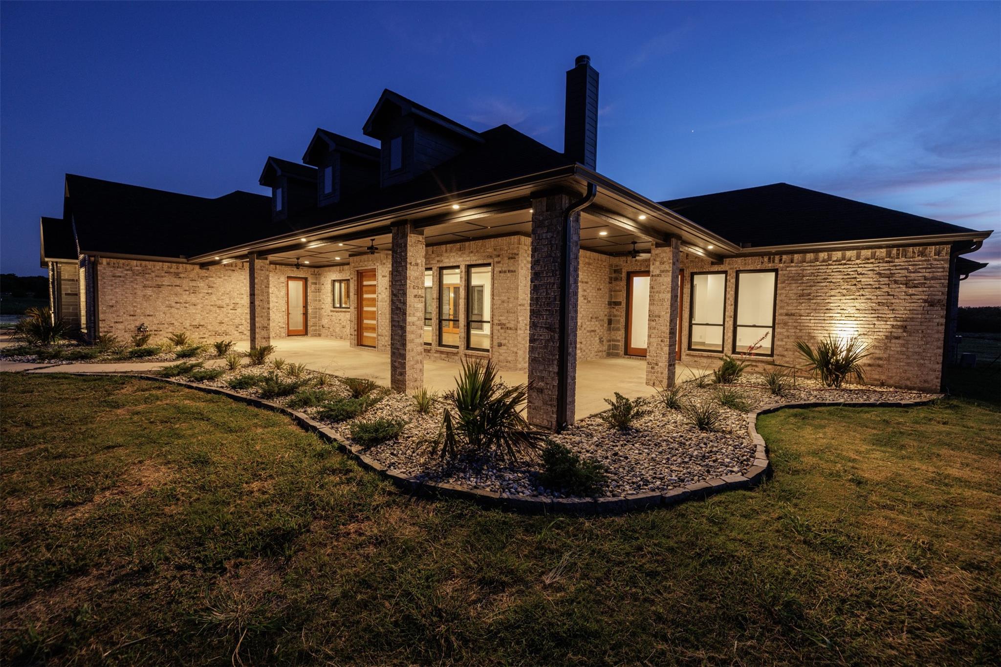 main property photo 38
