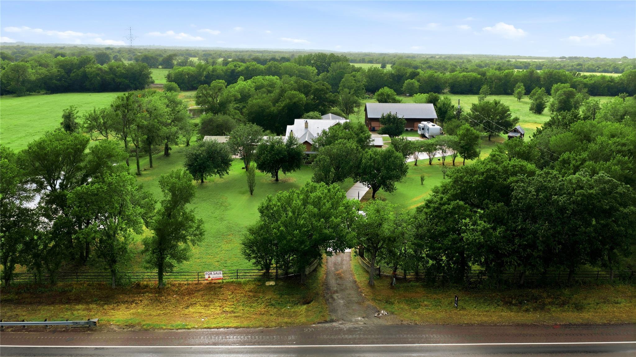 main property photo 38