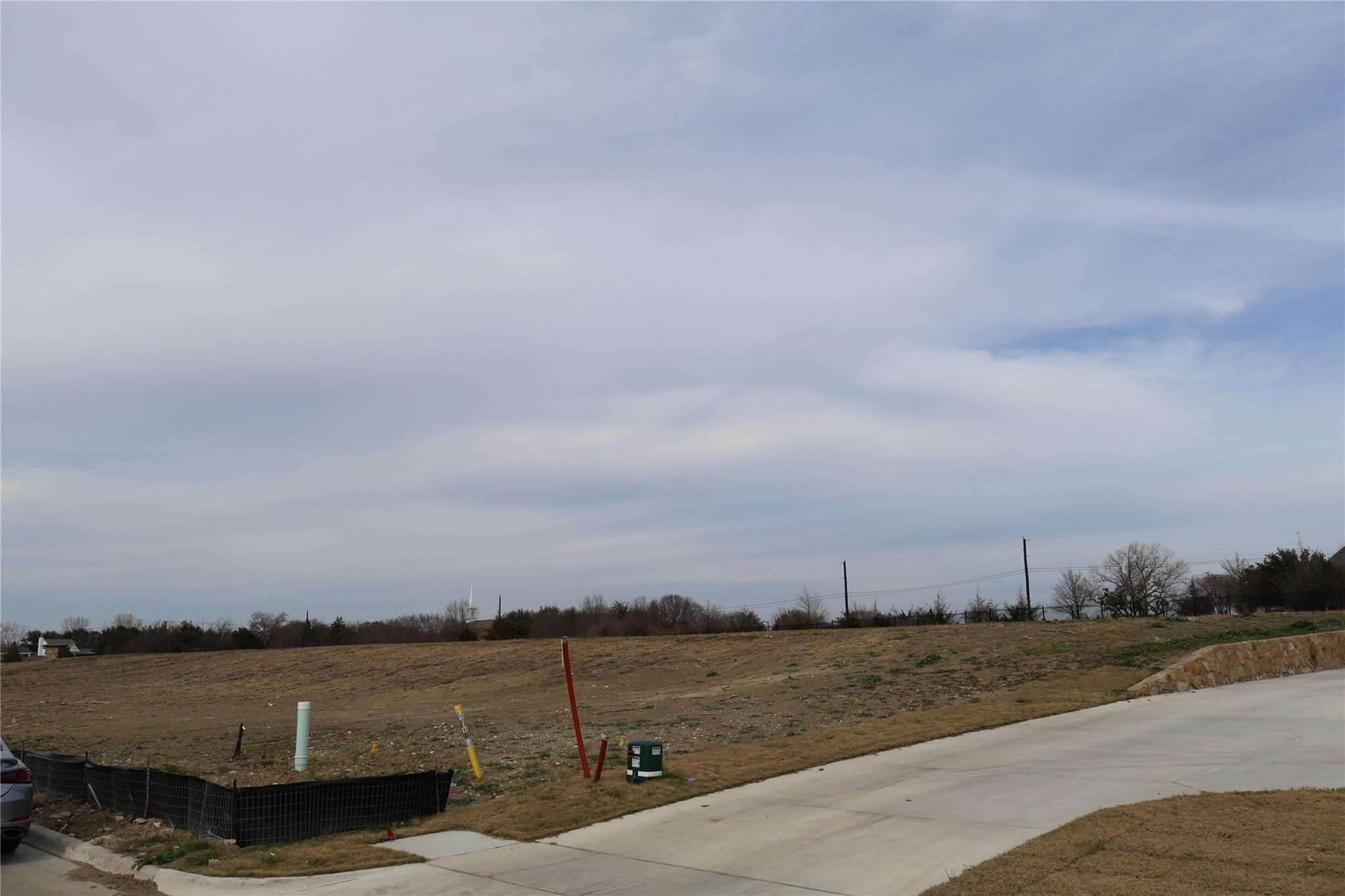 main property photo 11