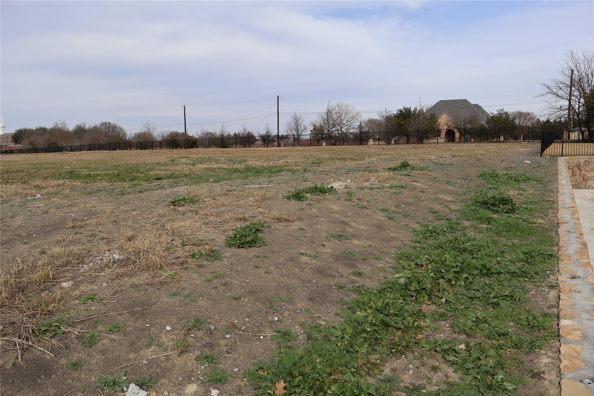 main property photo 12