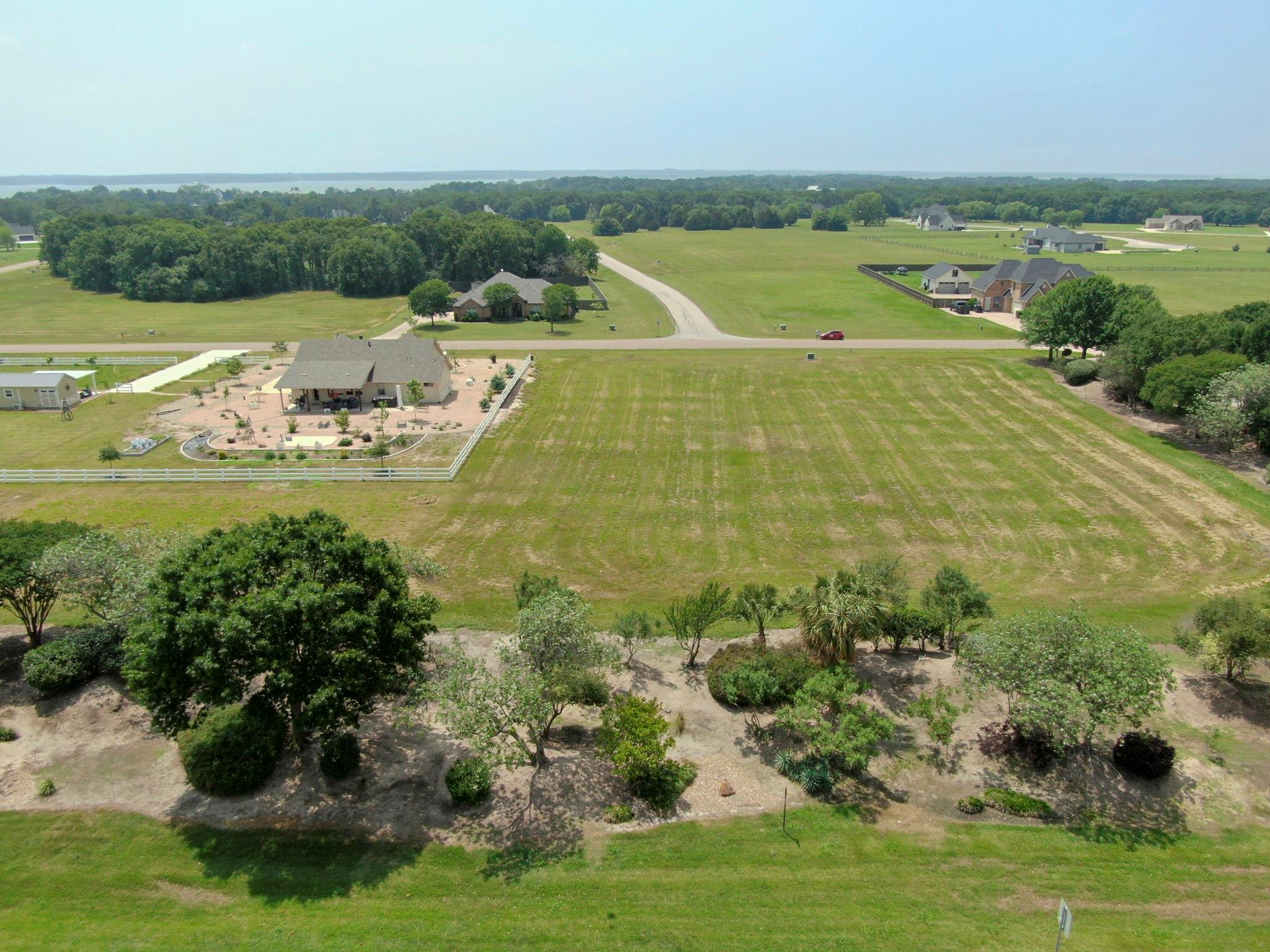 main property photo 12