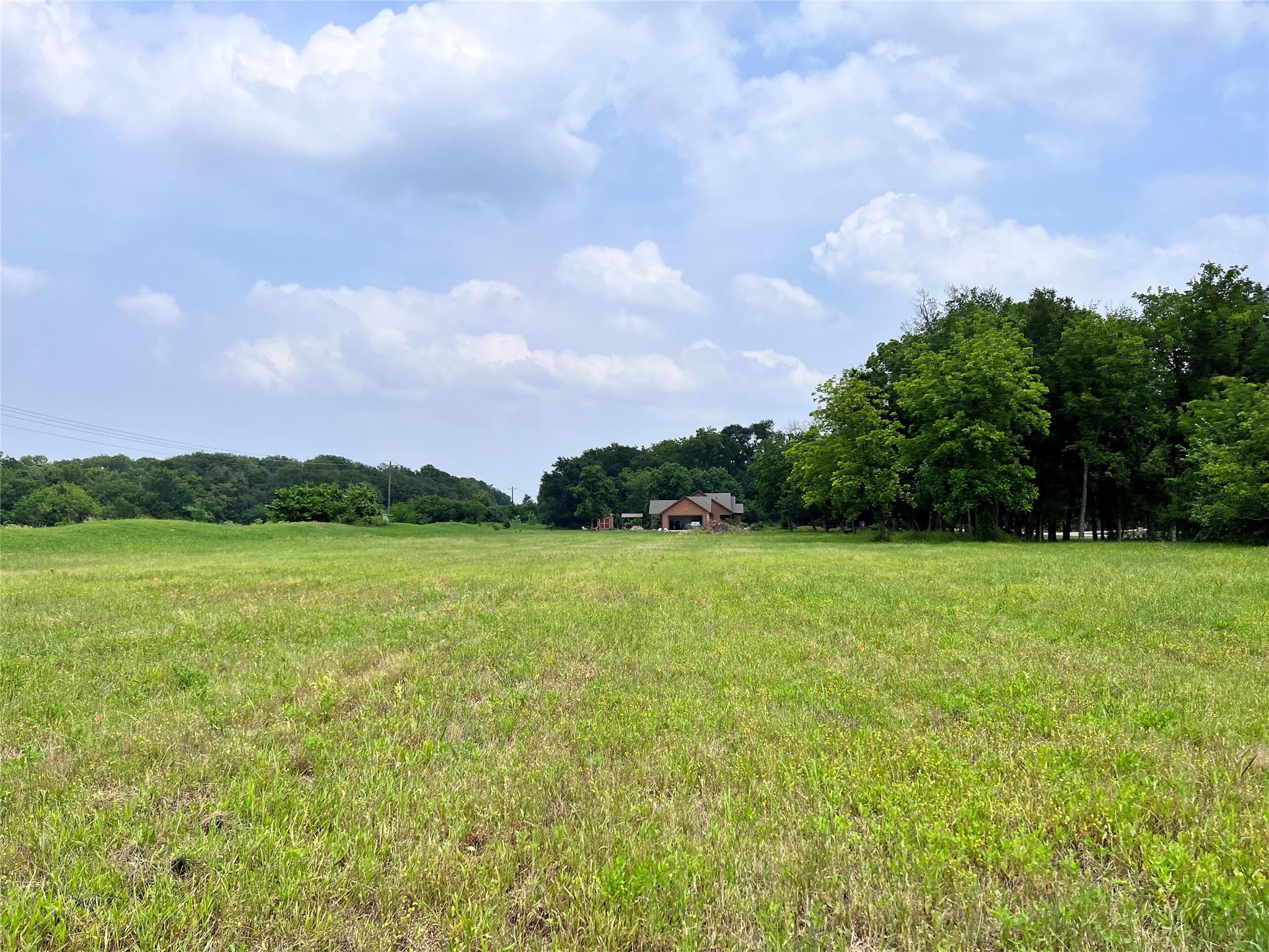 main property photo 10