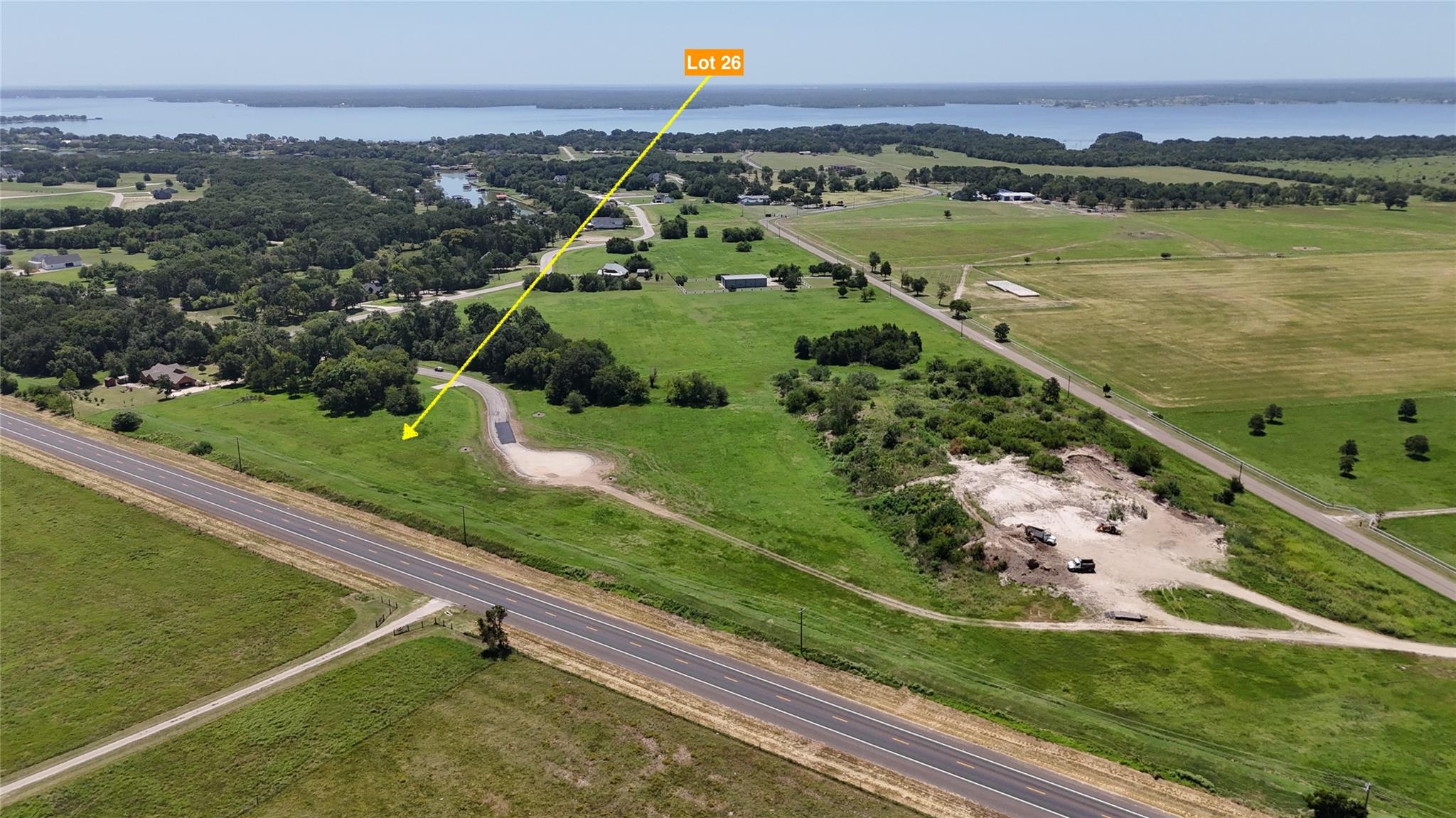 main property photo 11