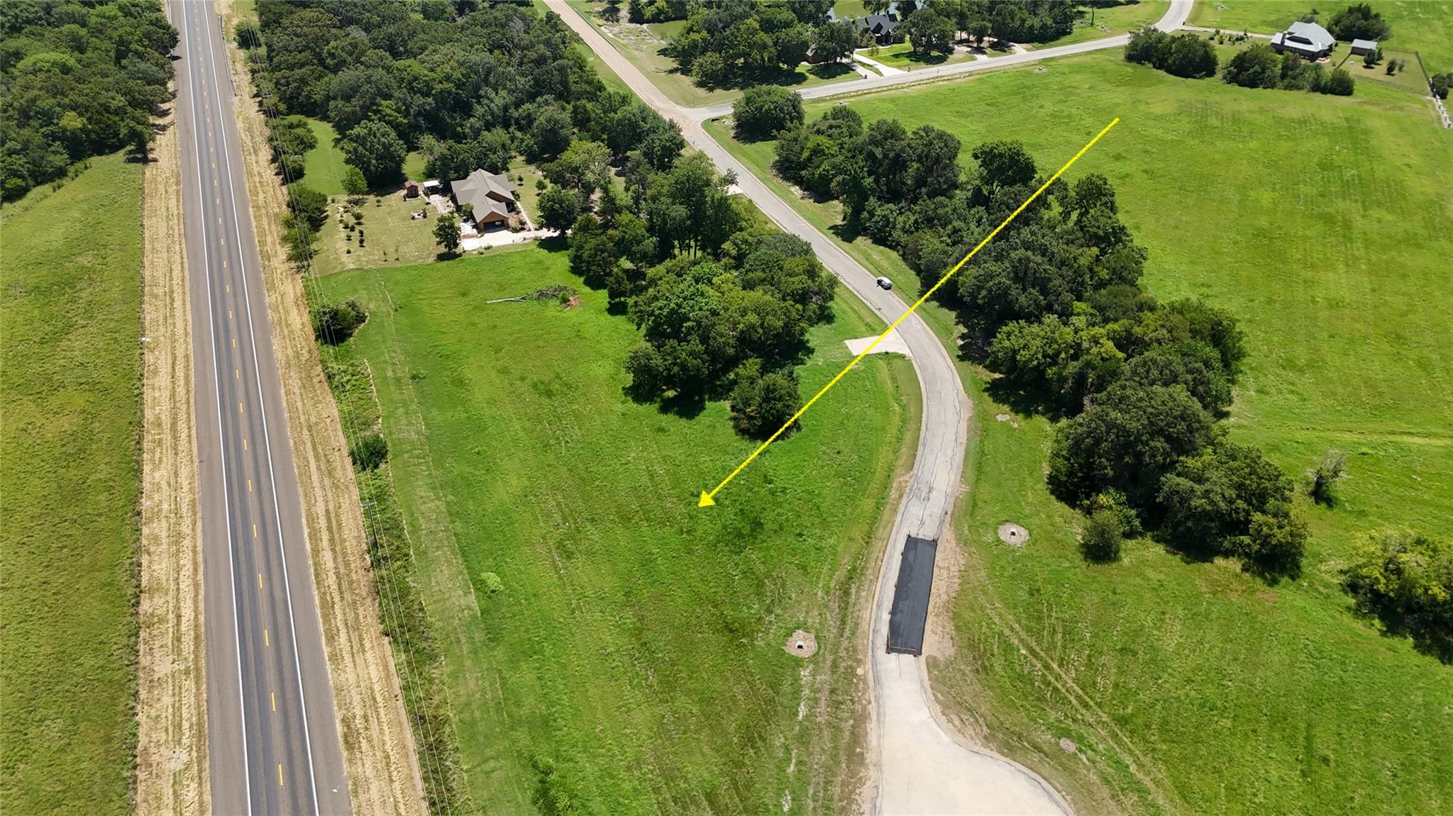 main property photo 18