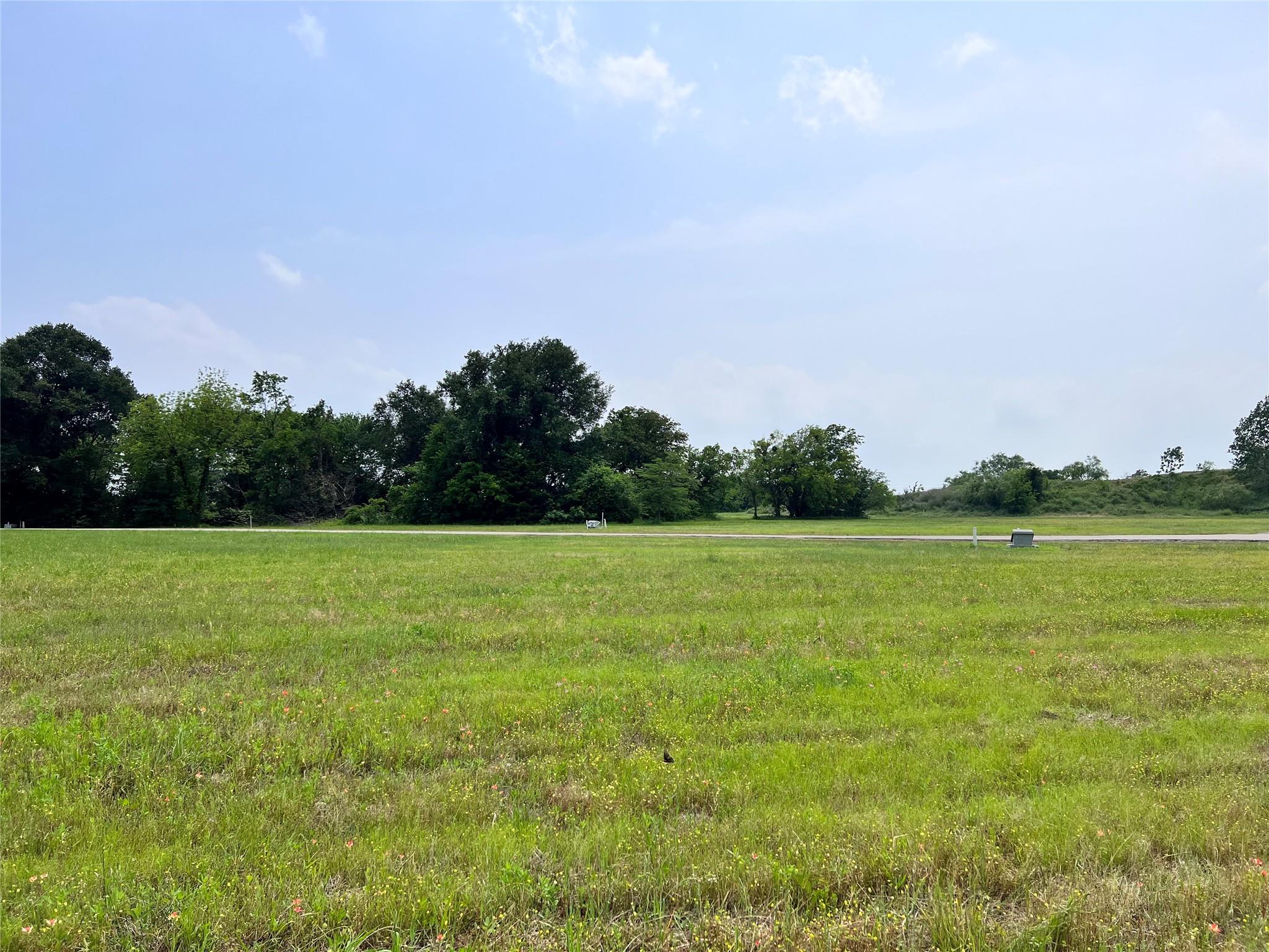 main property photo 26