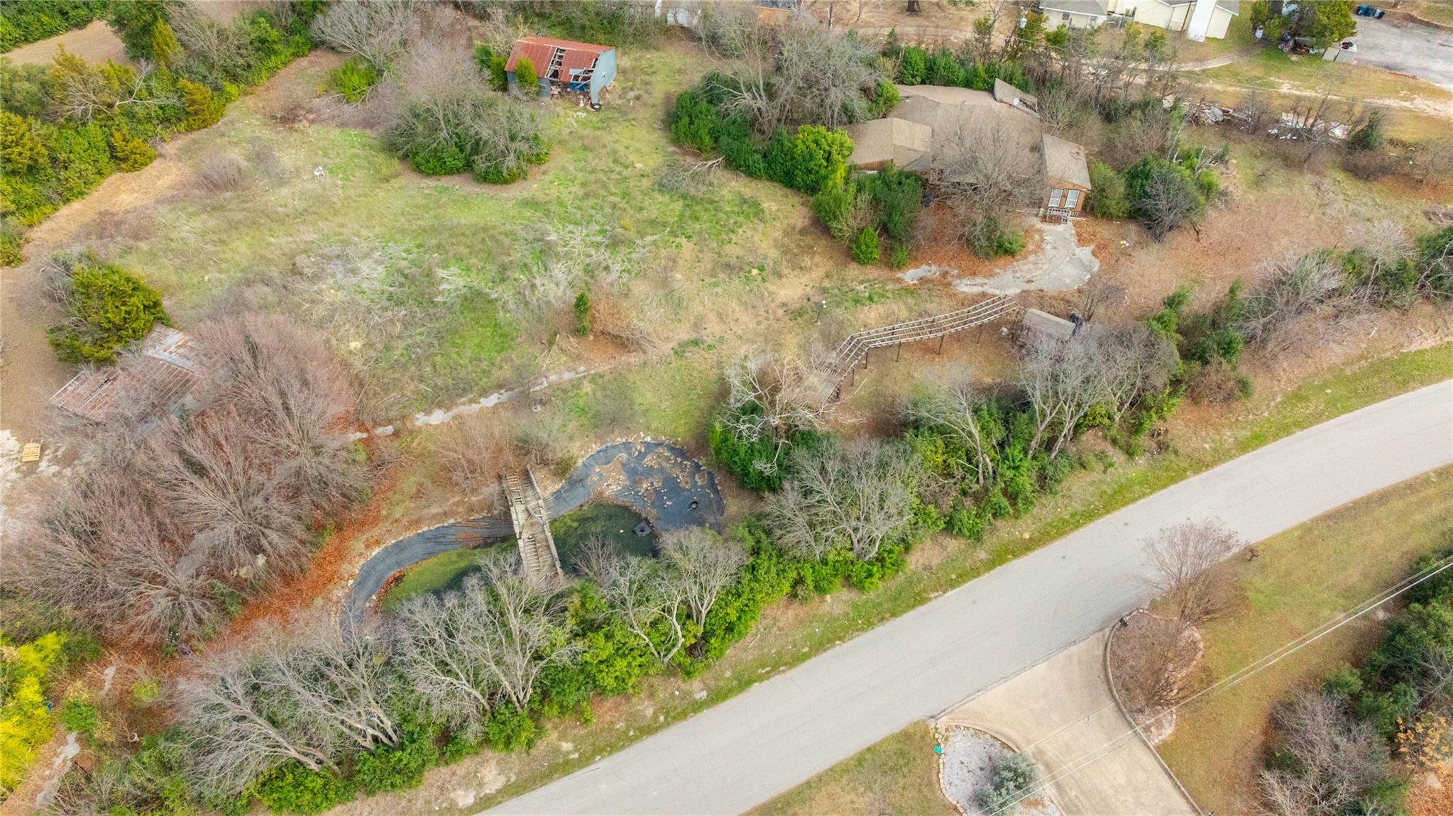 main property photo 6