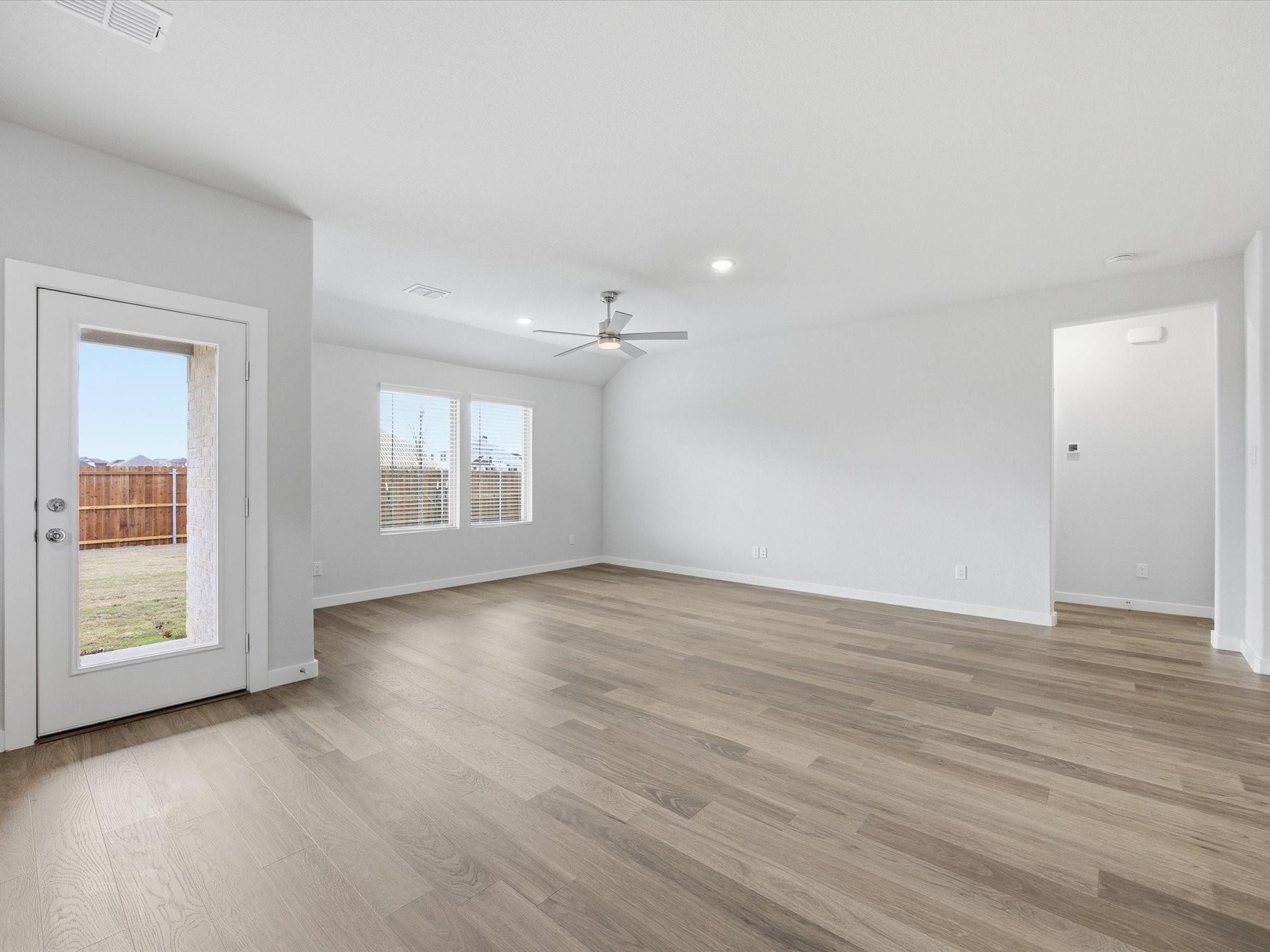 property viewer photo 10