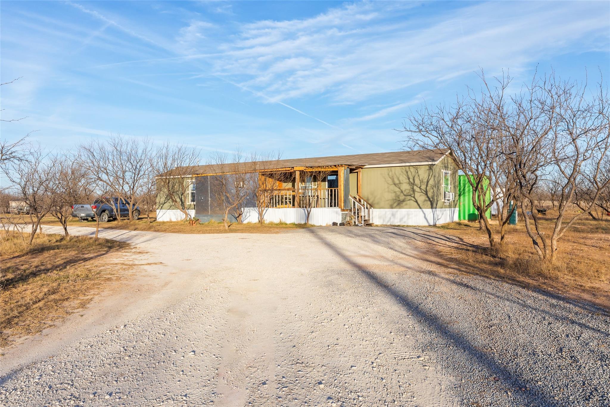 main property photo 21