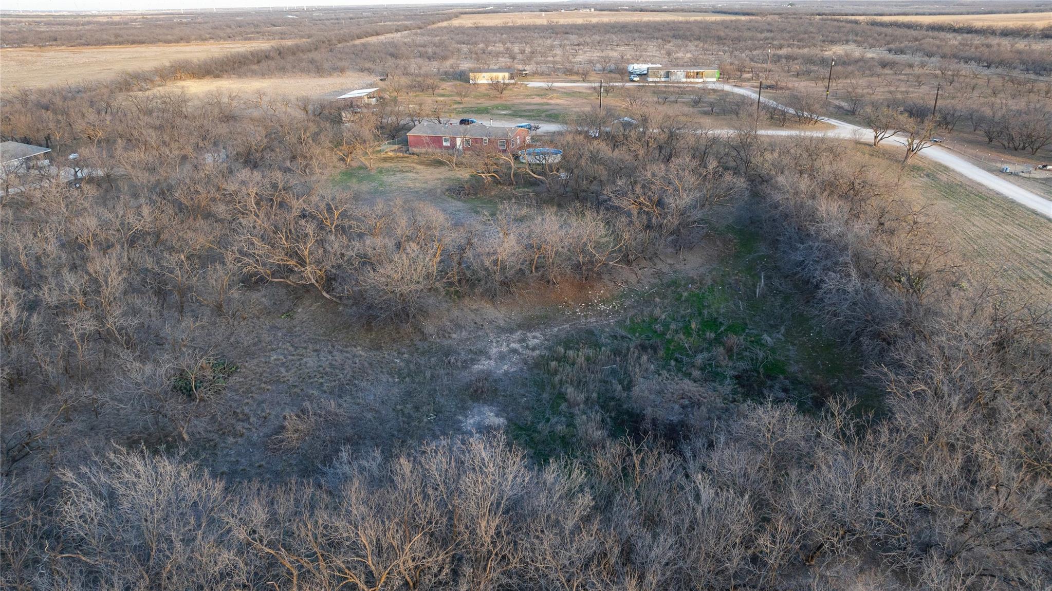 main property photo 33