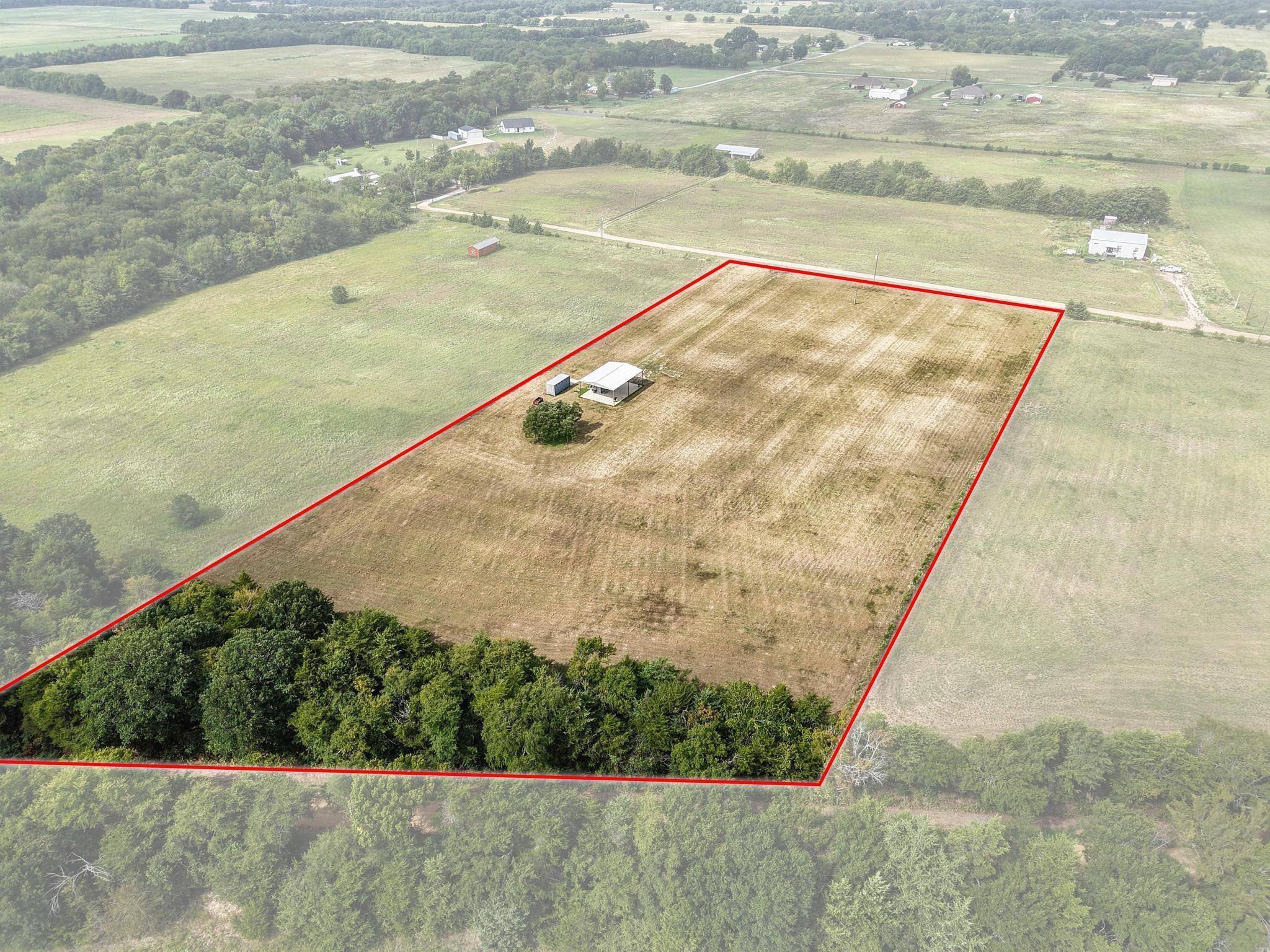 main property photo 10