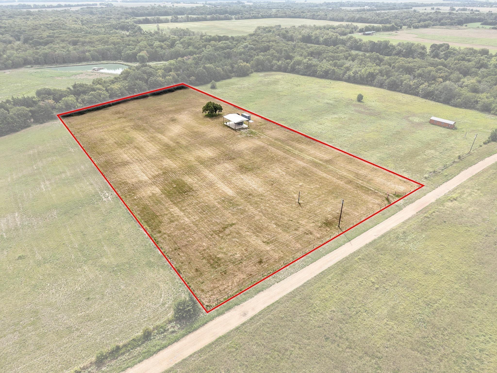 main property photo 11