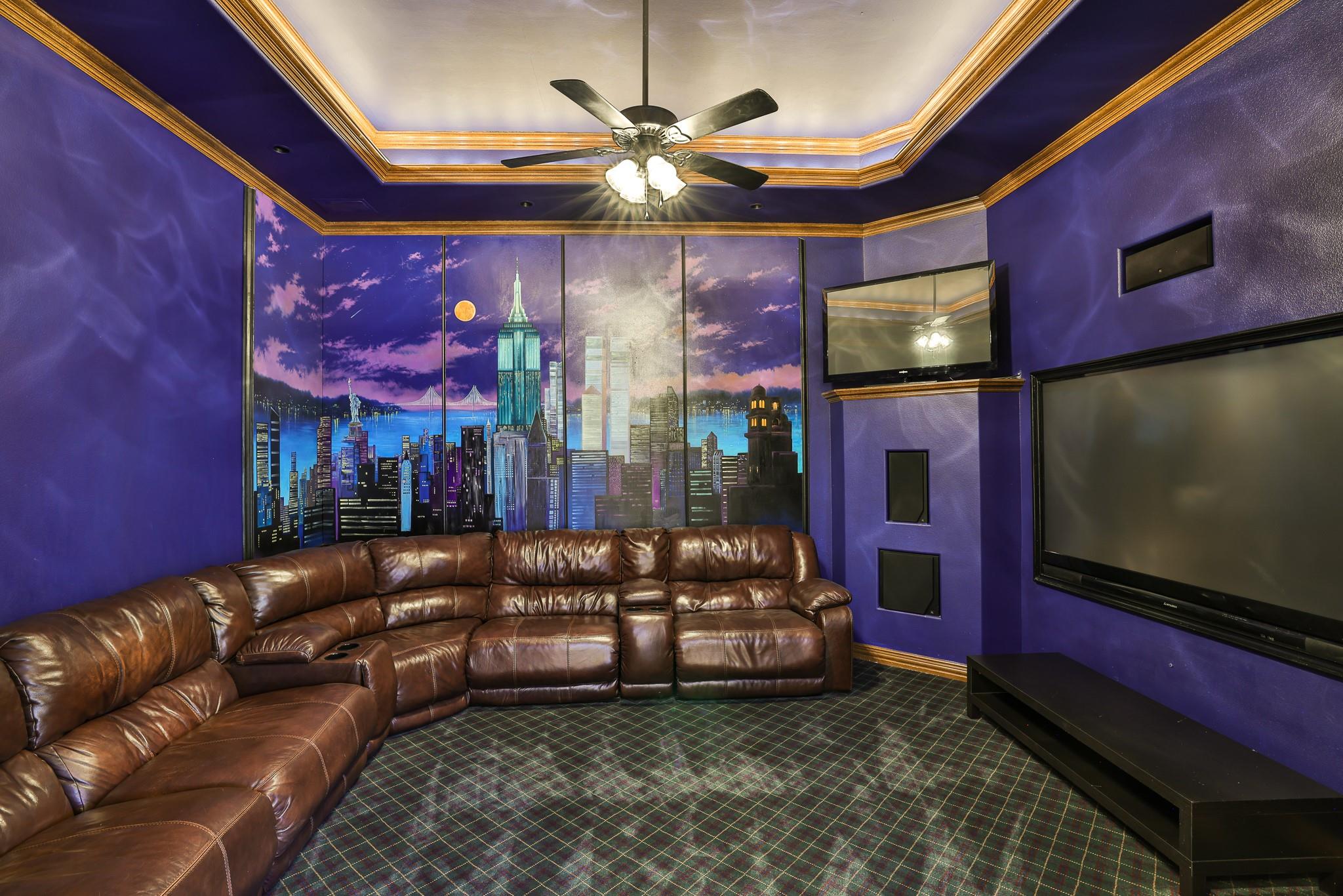 main property photo 23