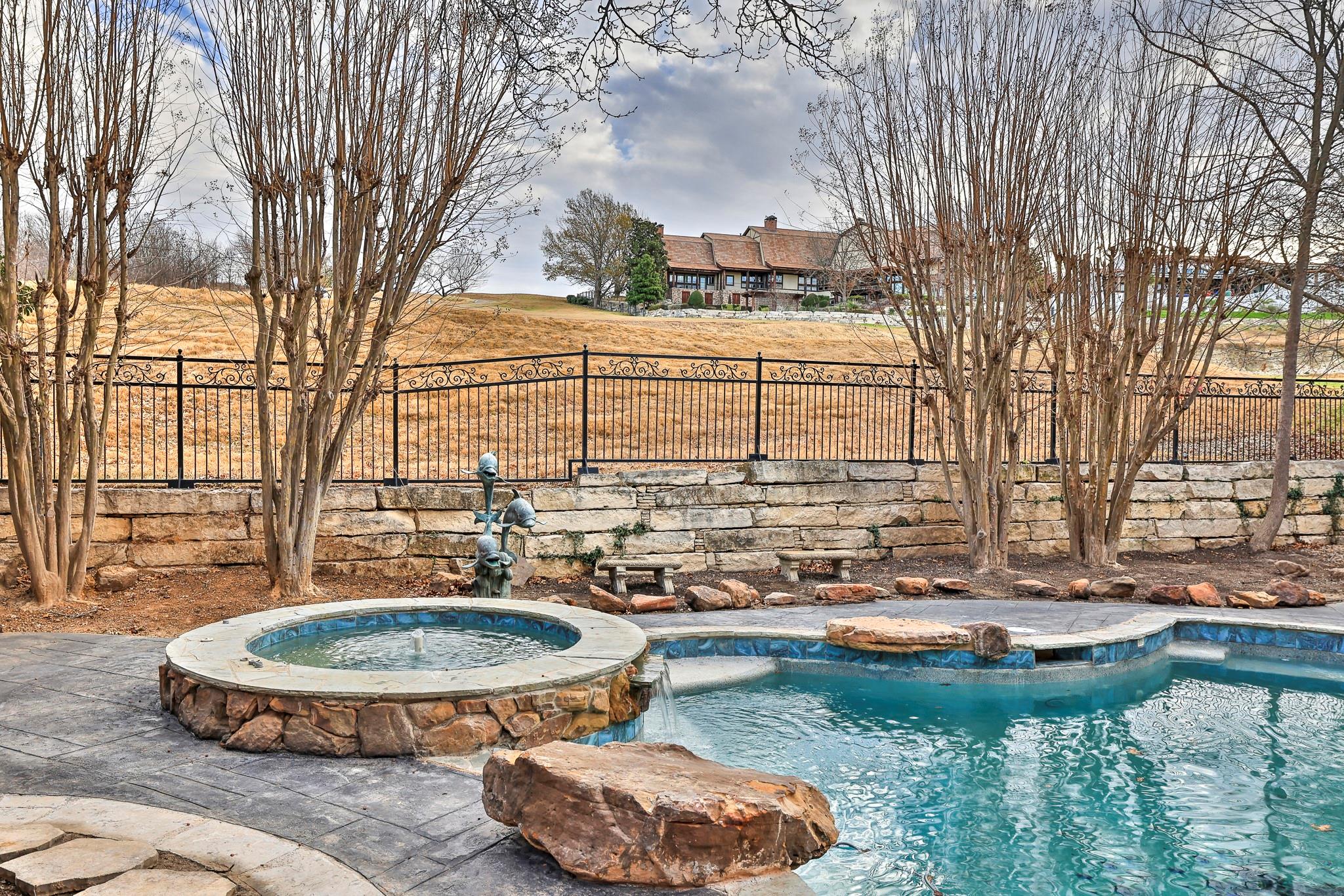 main property photo 32