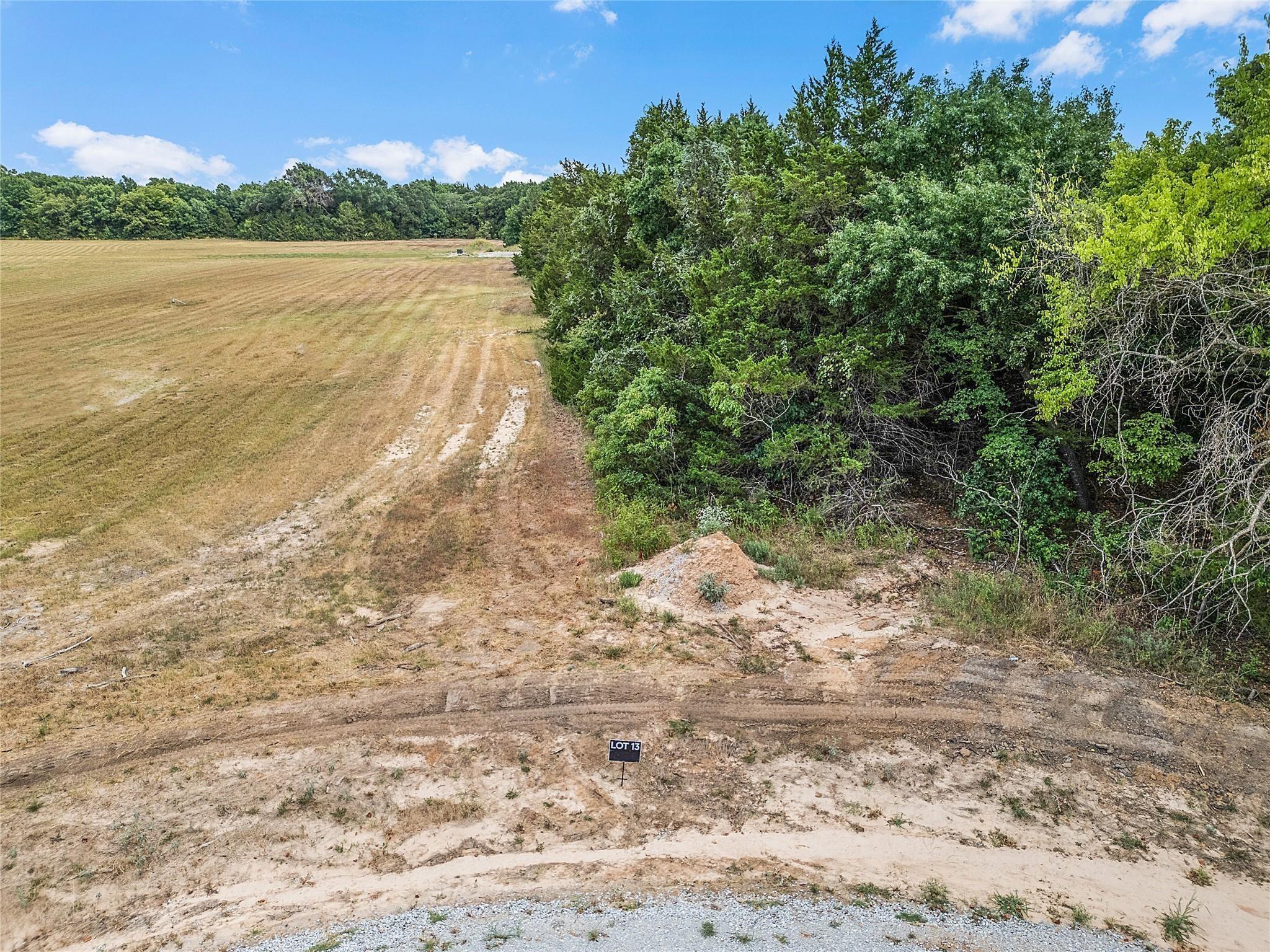 main property photo 9