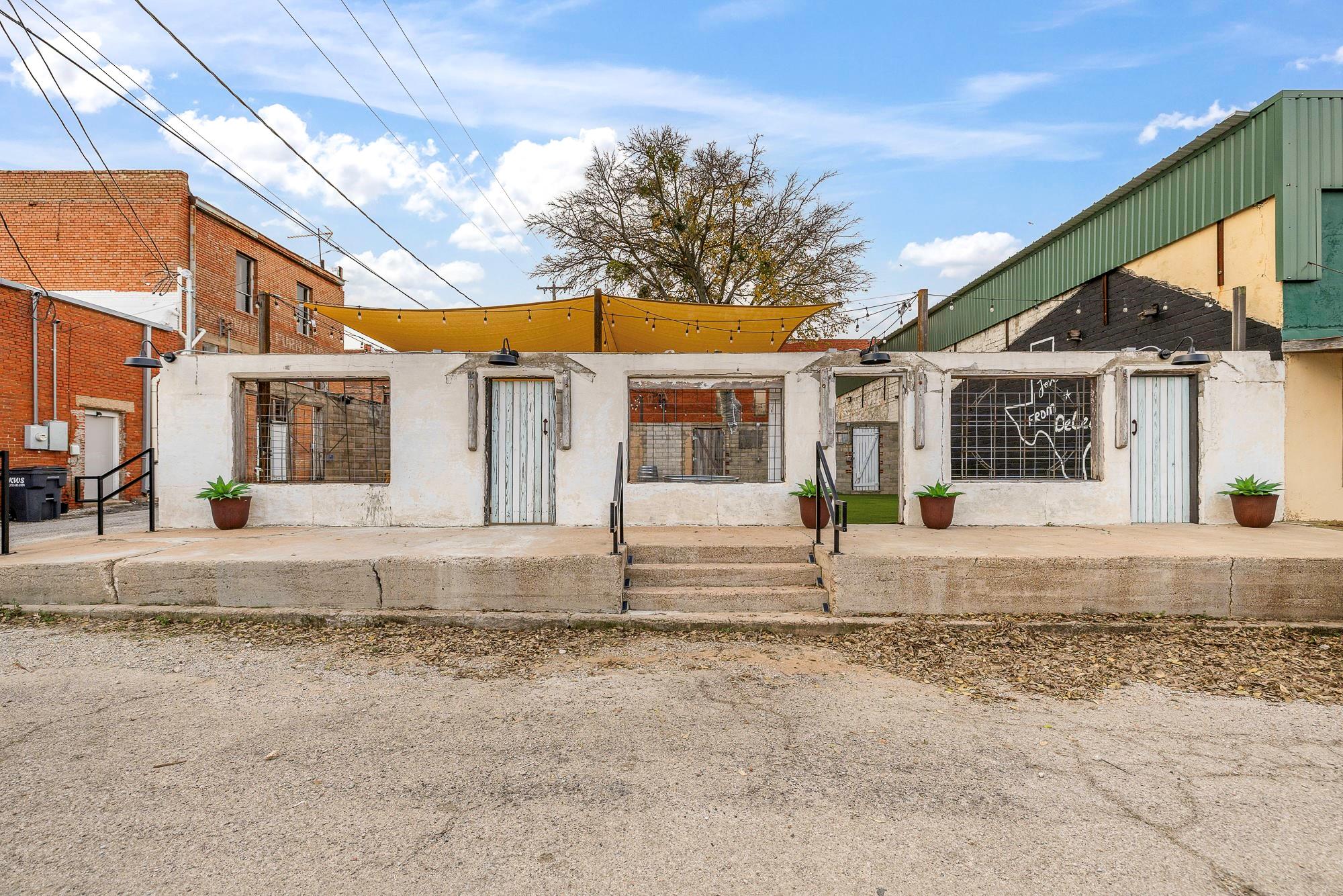 main property photo 20