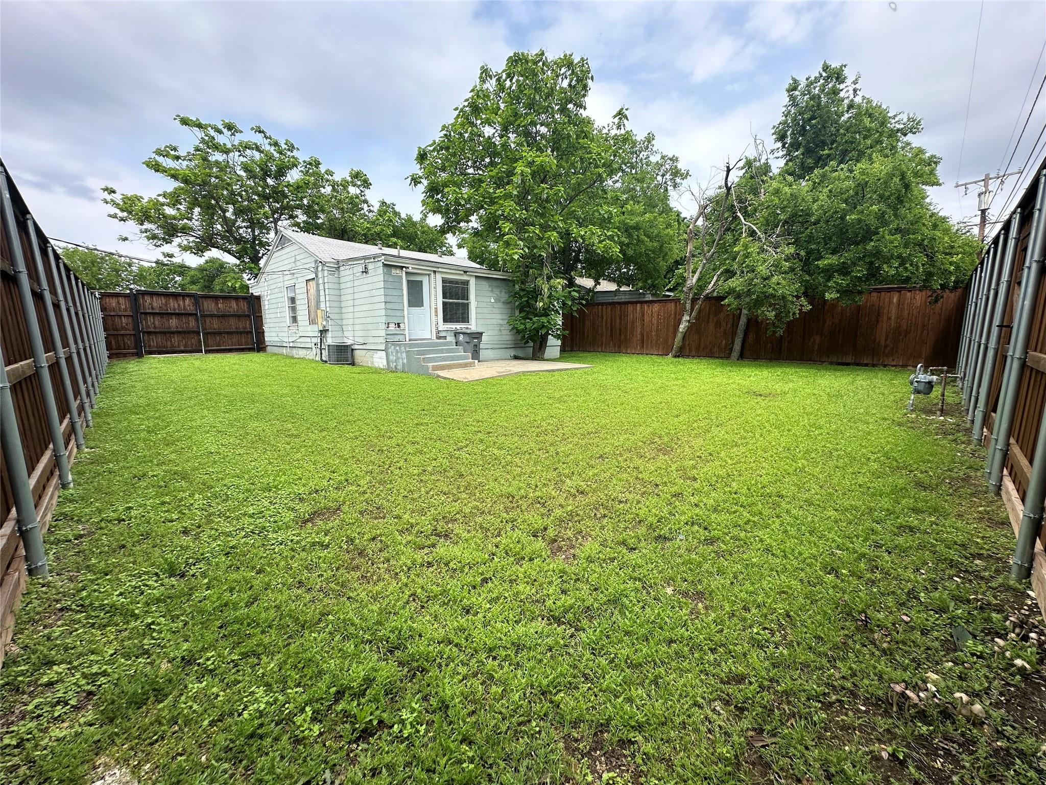 main property photo 5