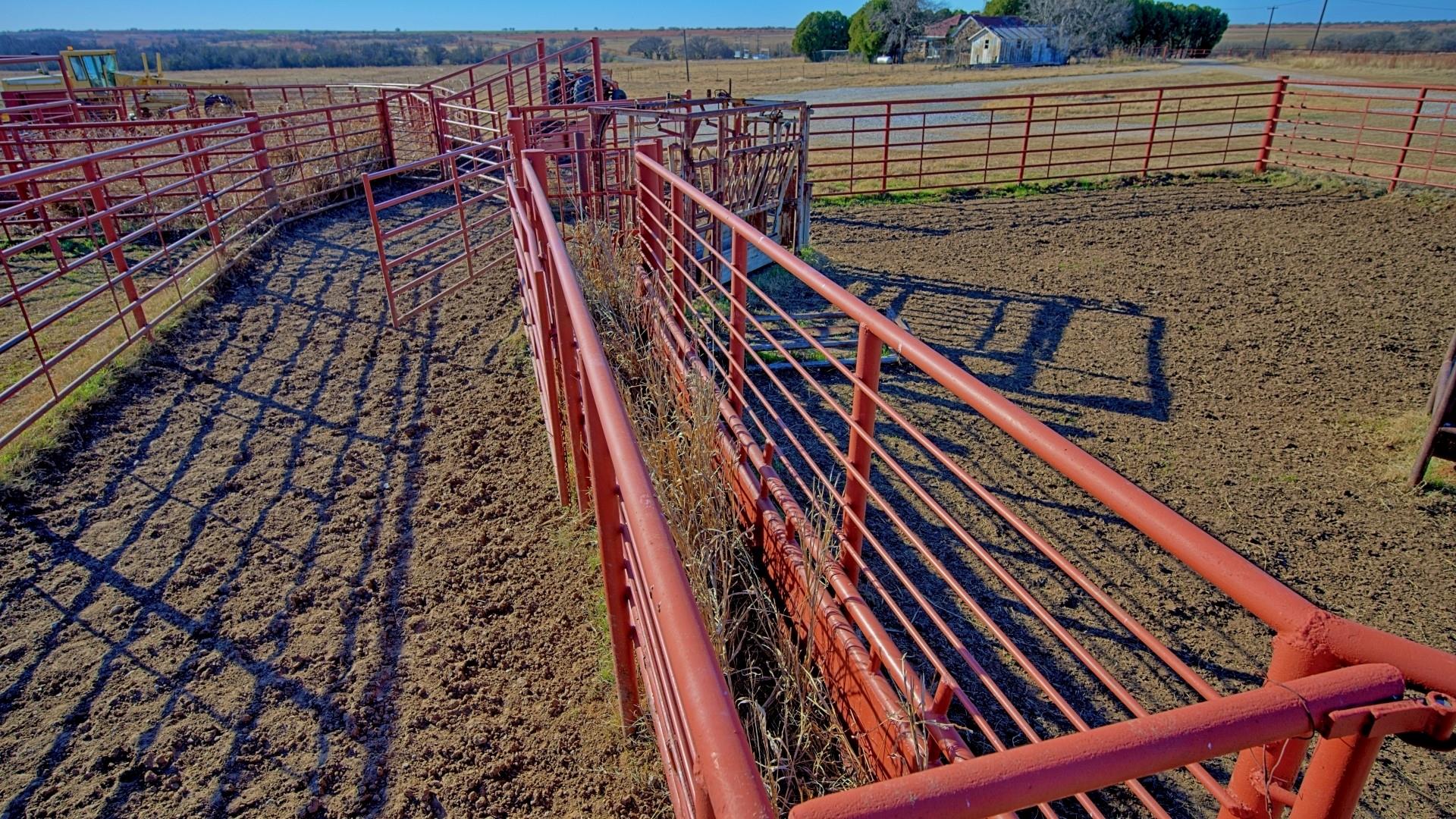 main property photo 14