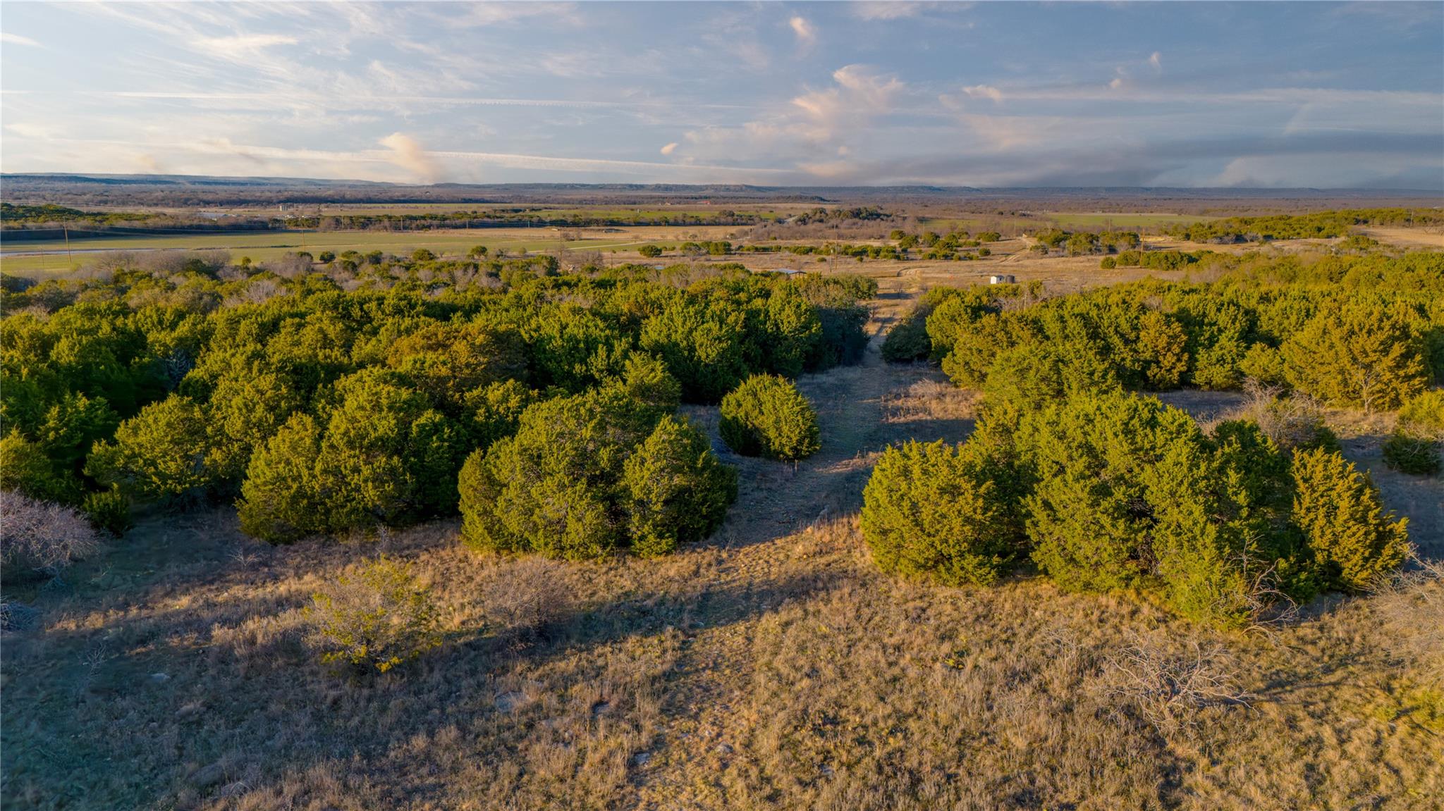 main property photo 18