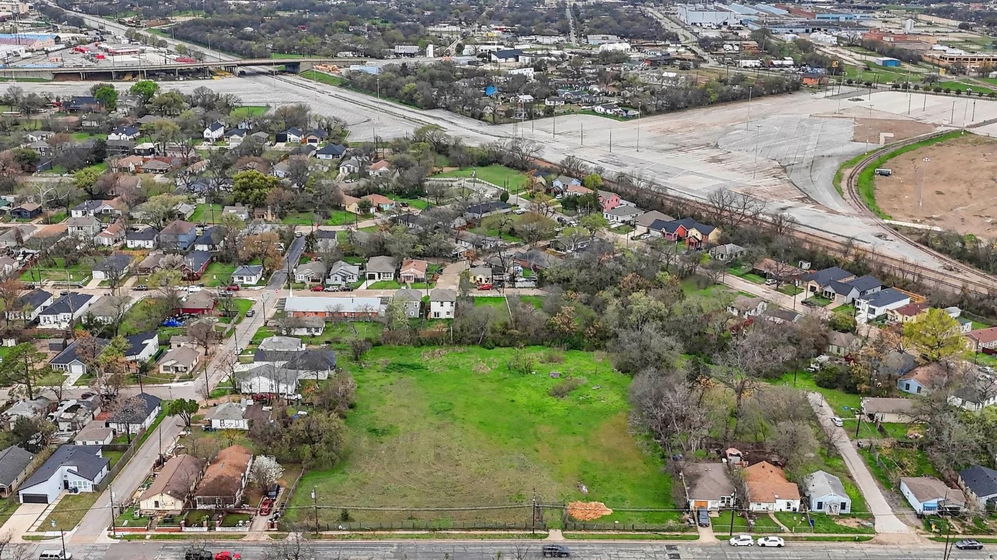 main property photo 4