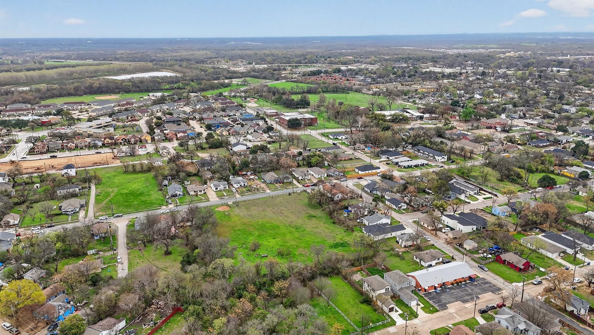main property photo 8