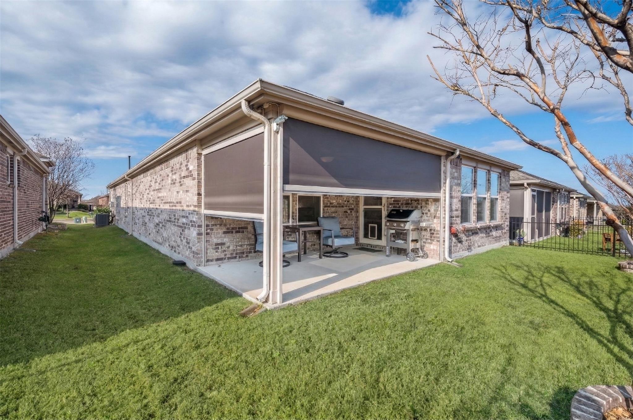 main property photo 22