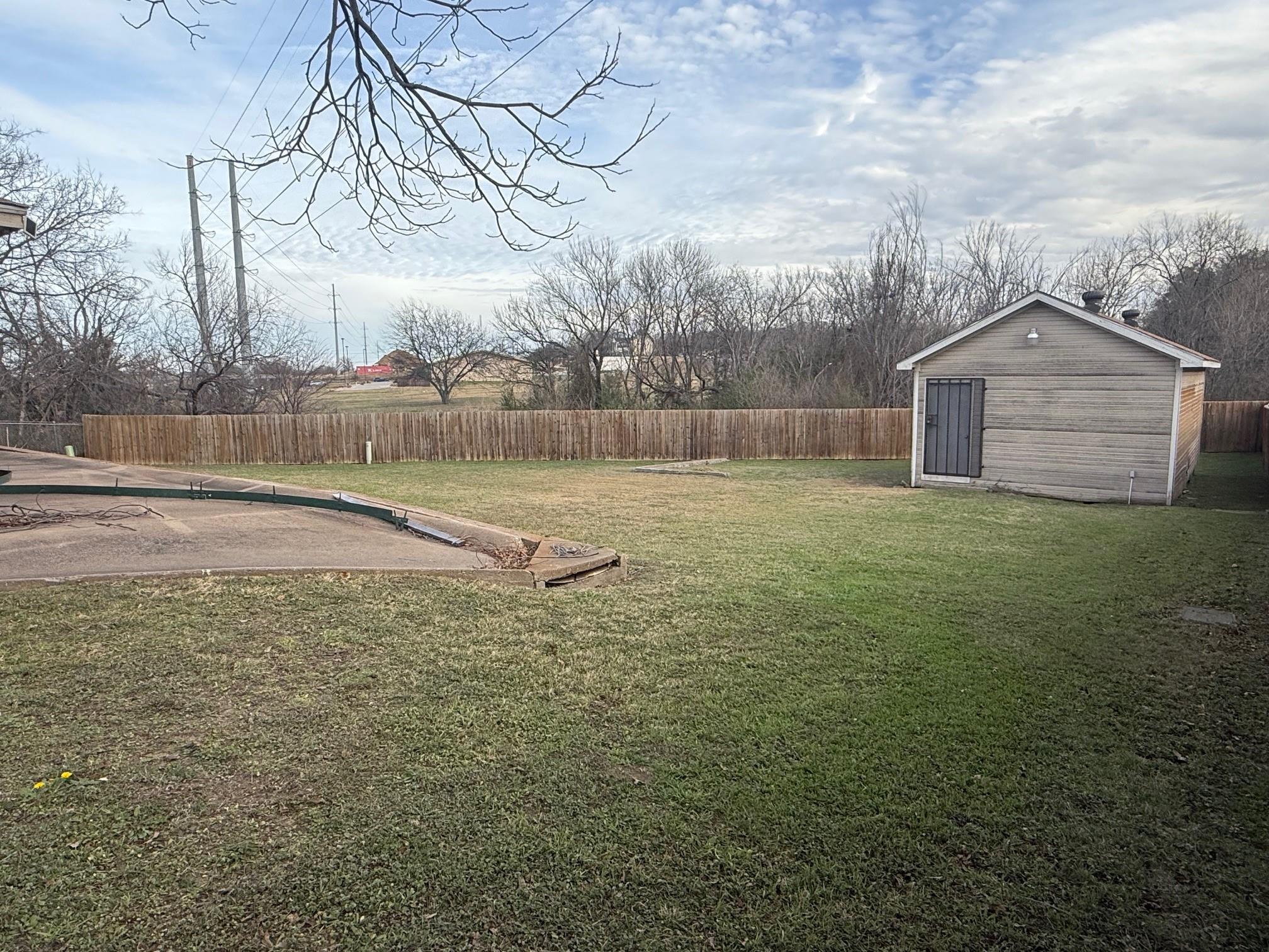 main property photo 23