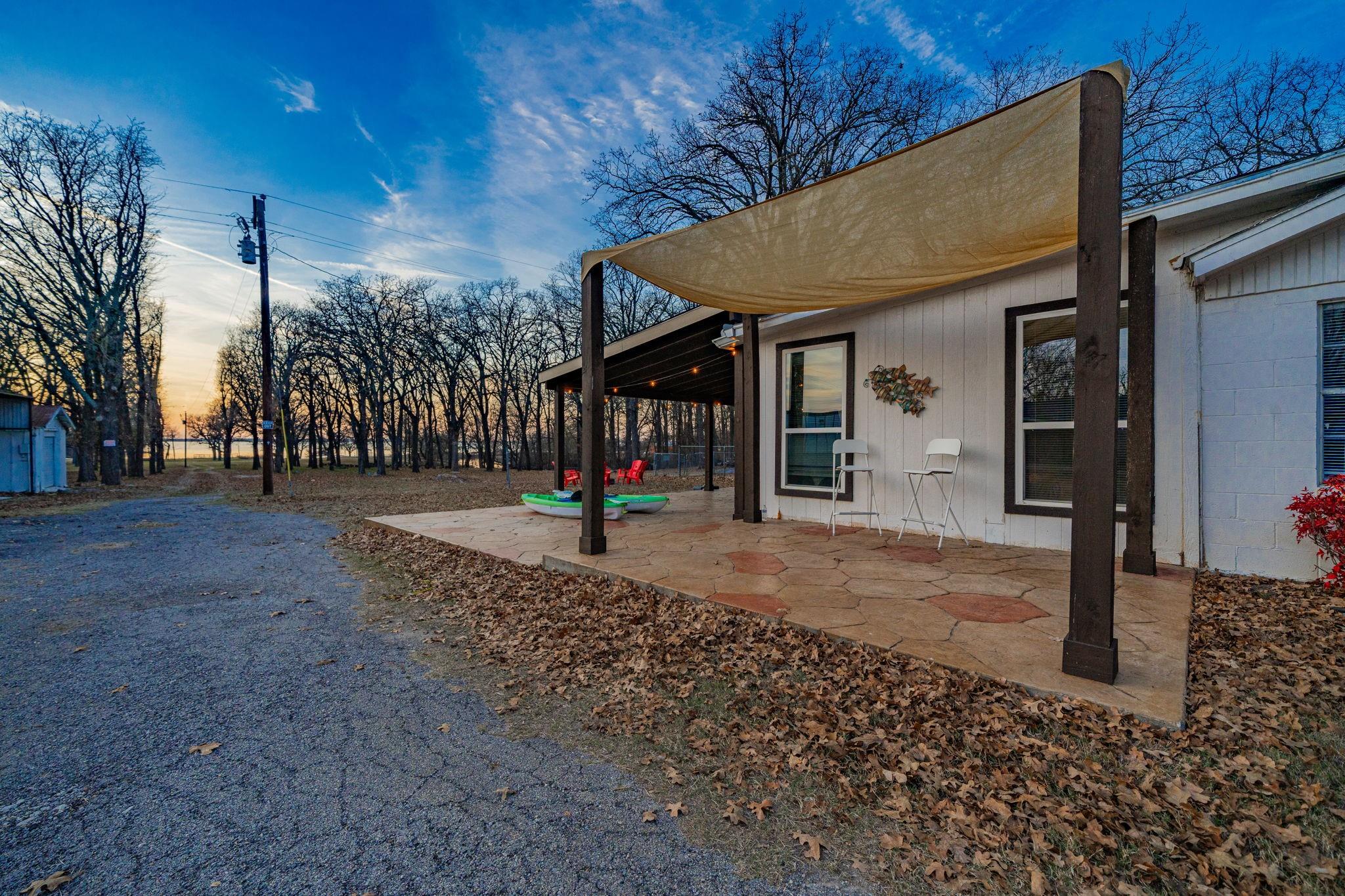 main property photo 27