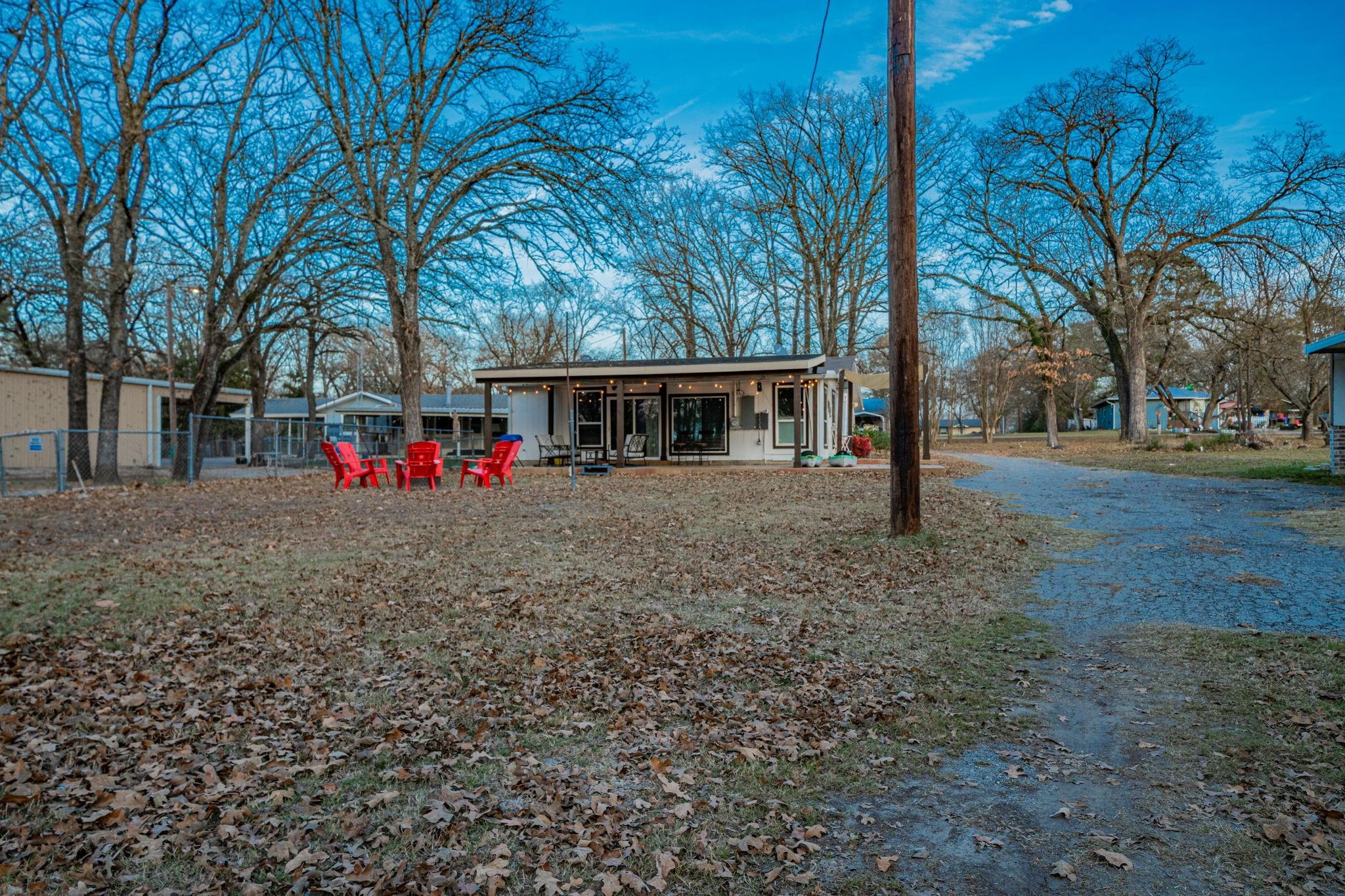 main property photo 33