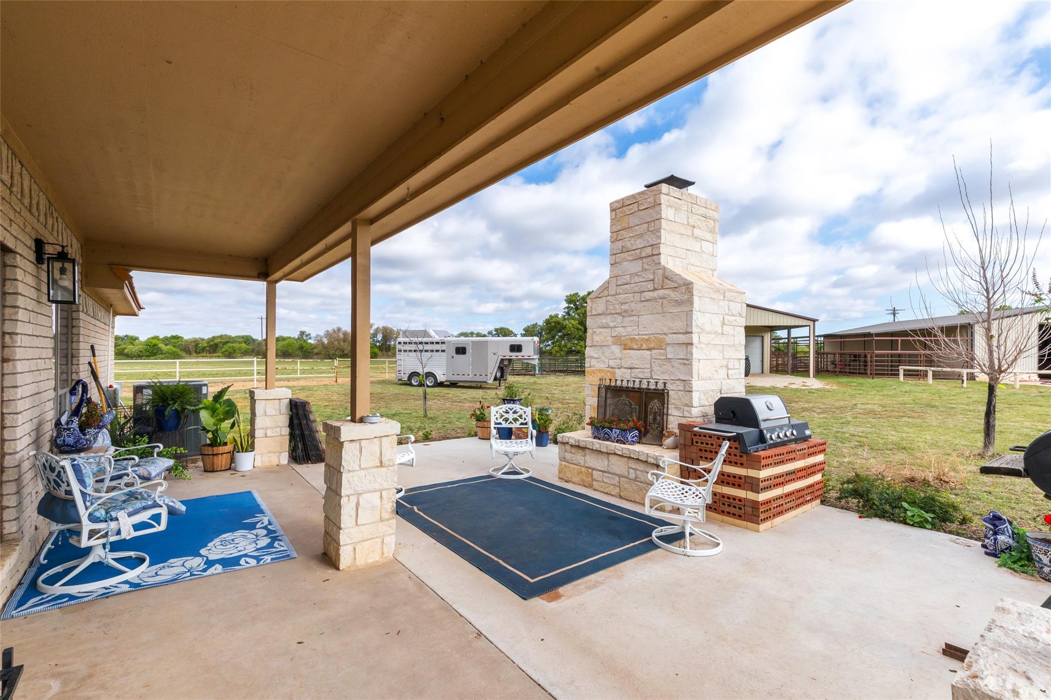main property photo 26