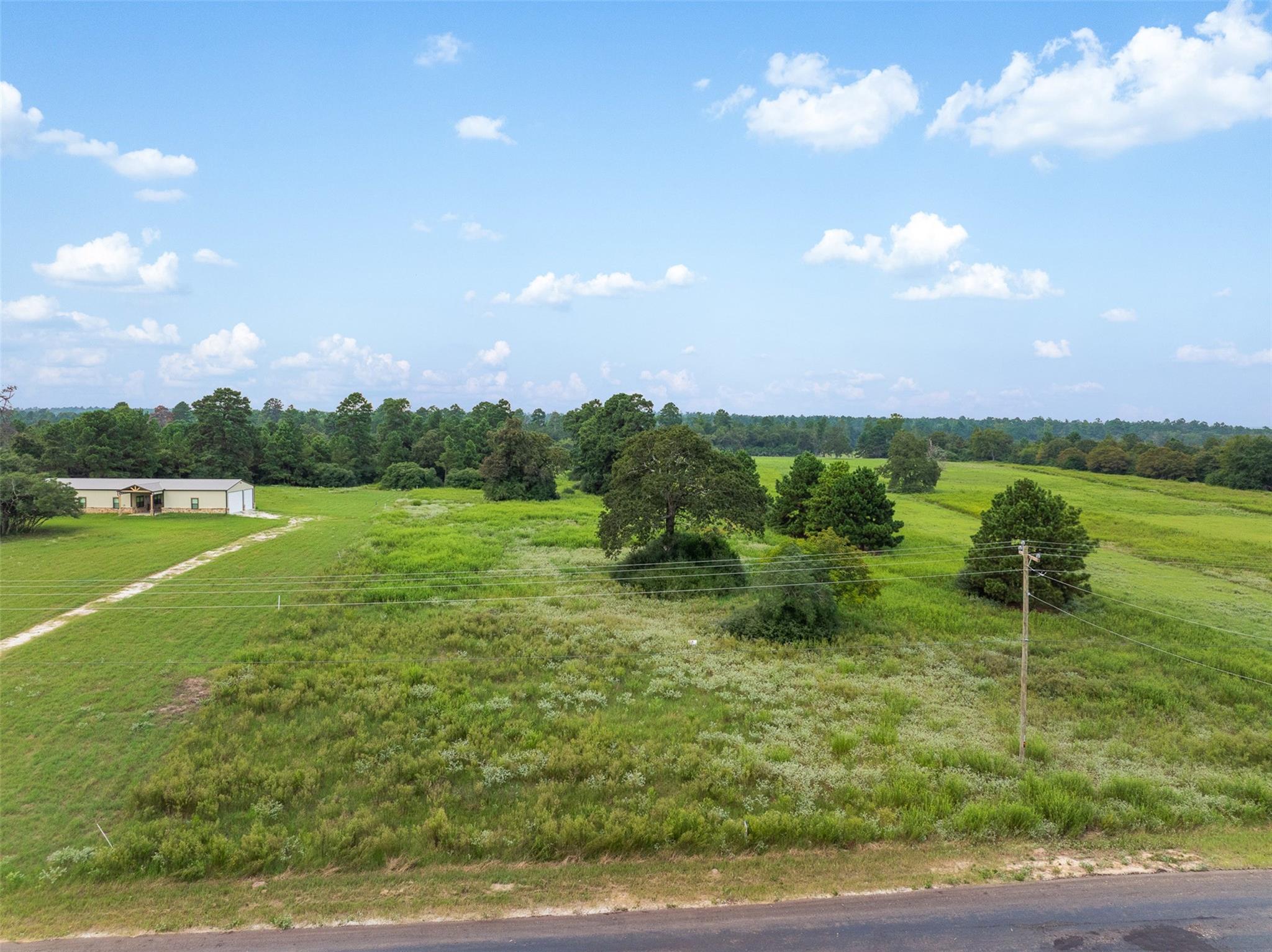 main property photo 13