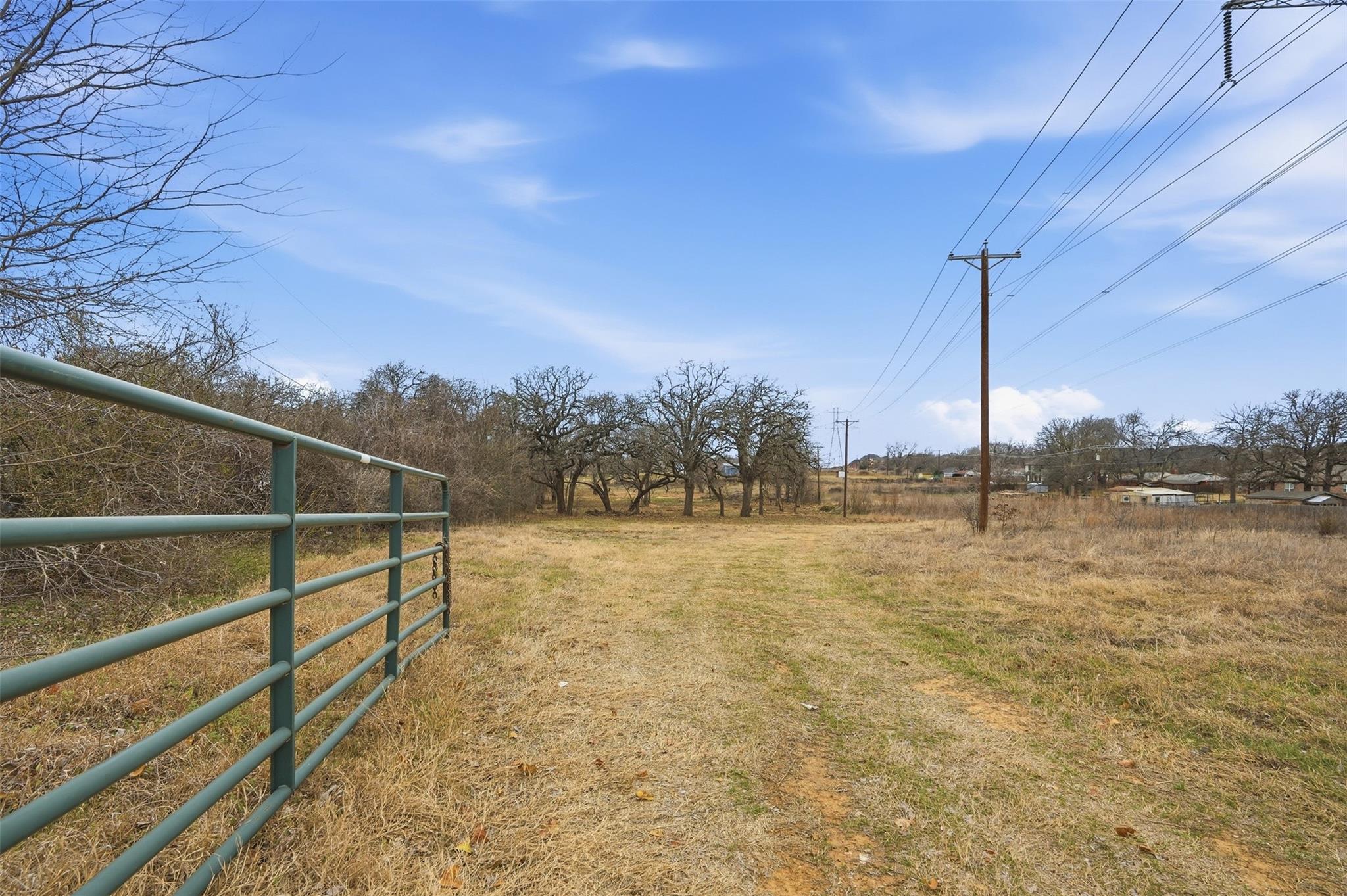 main property photo 10