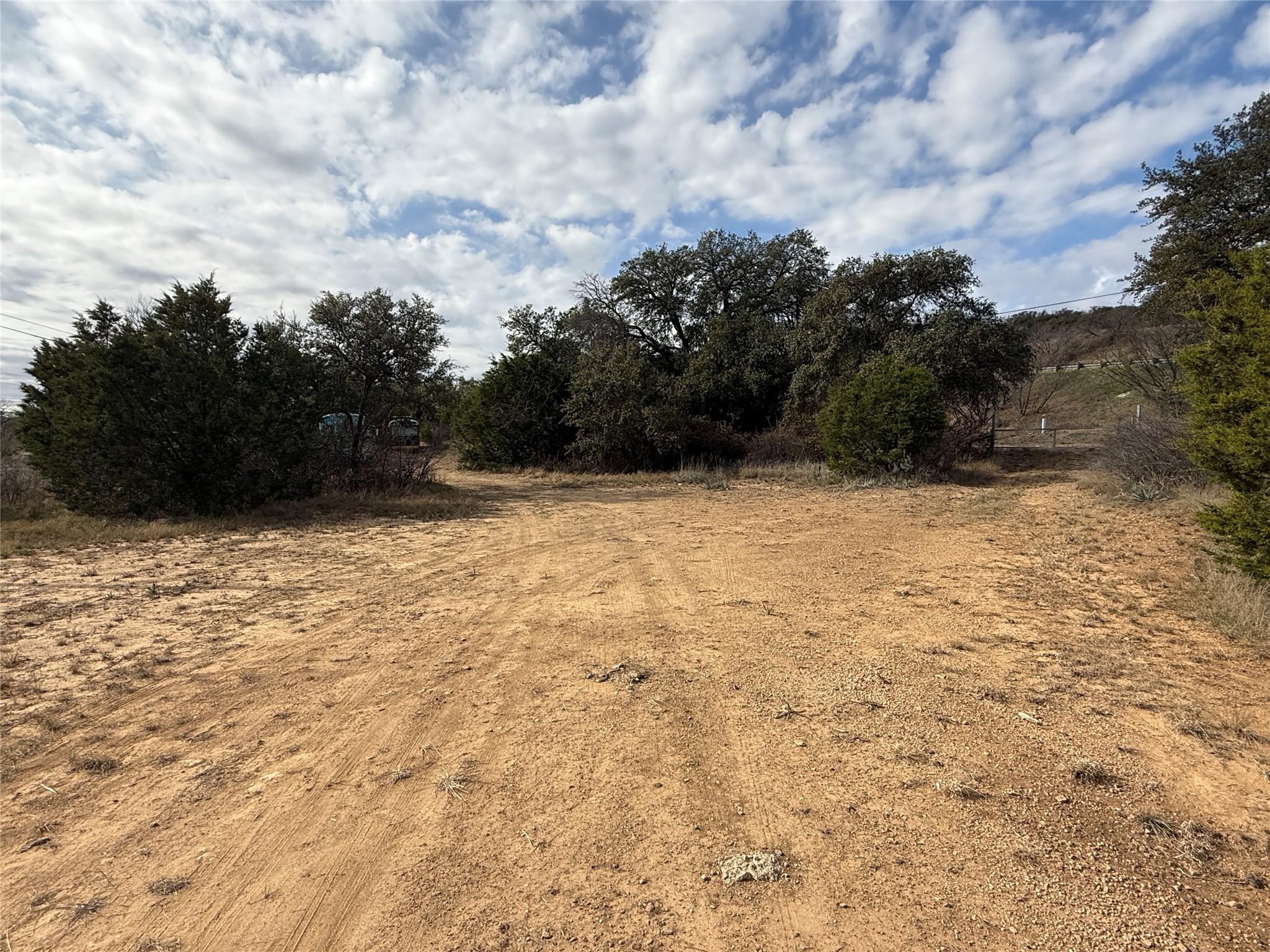 main property photo 26