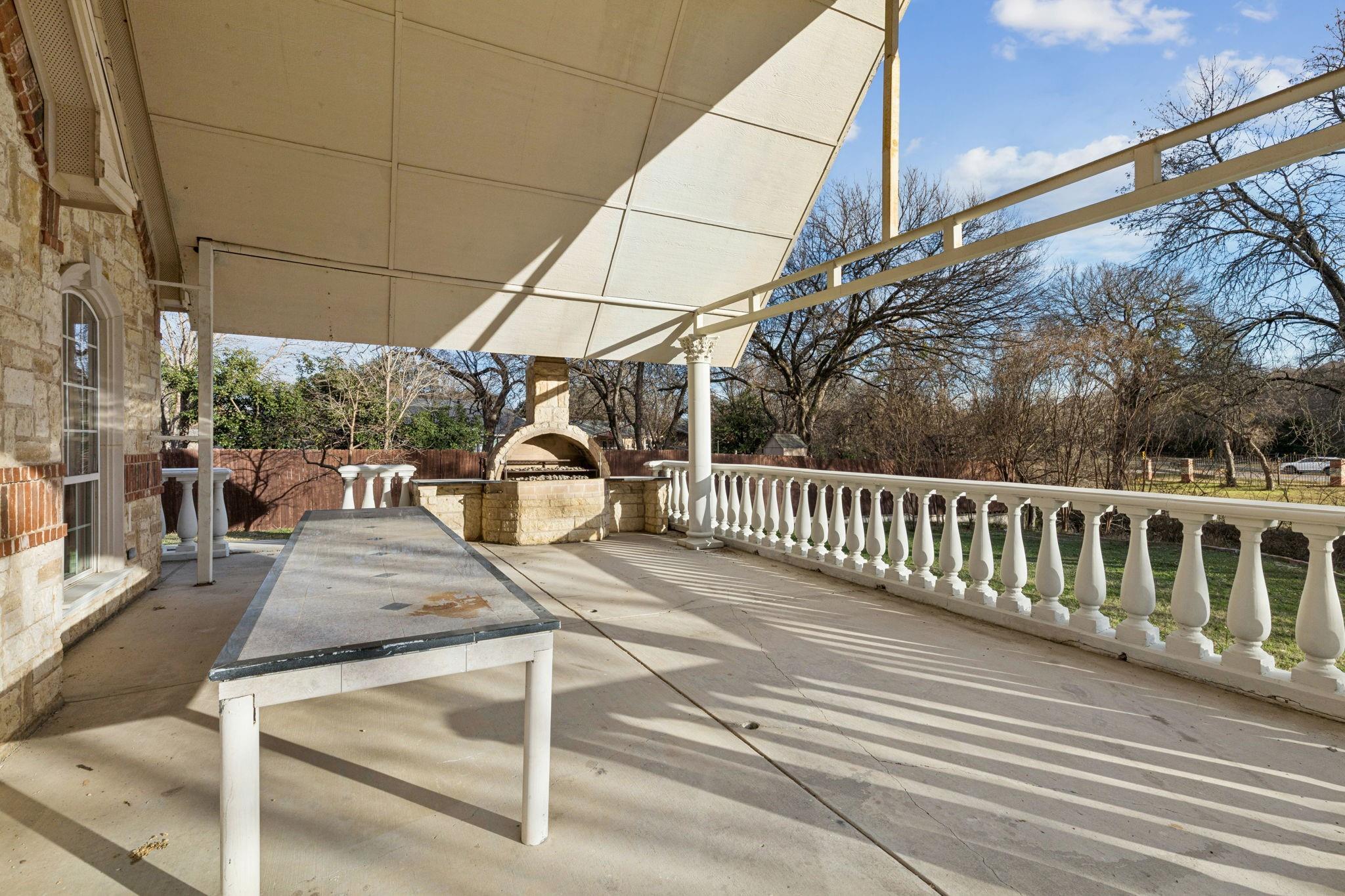 main property photo 31