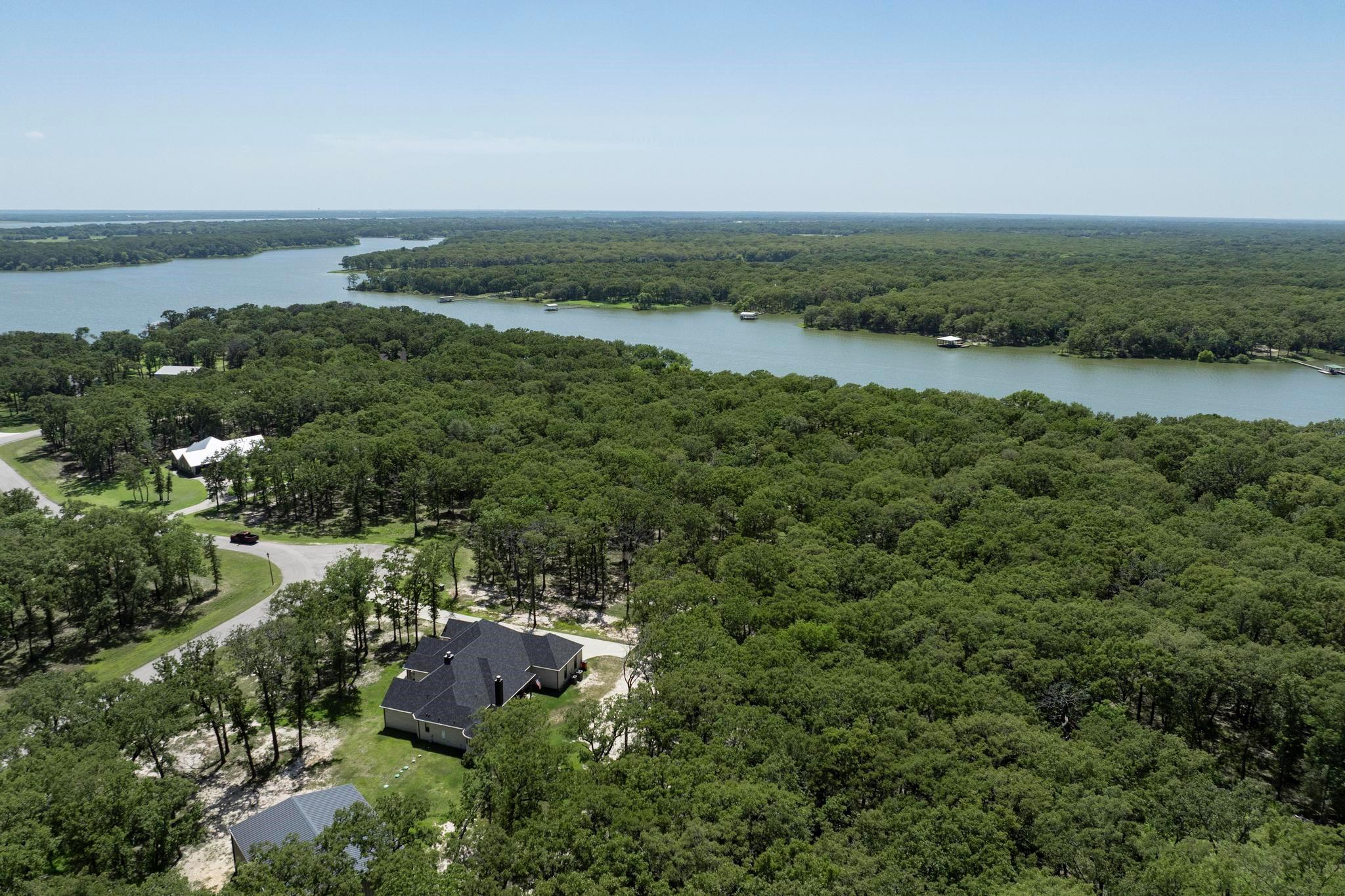 main property photo 26