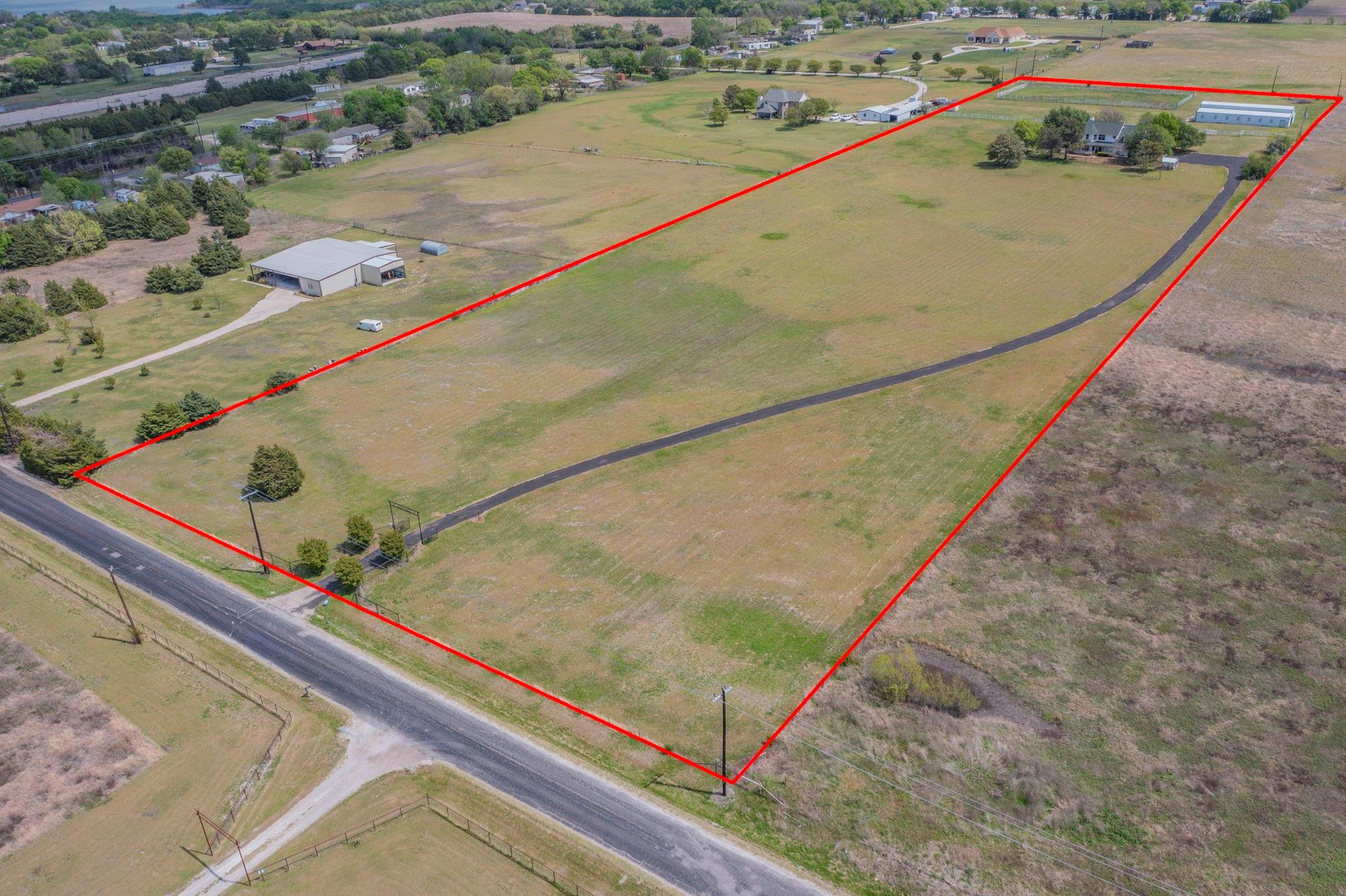 main property photo 34