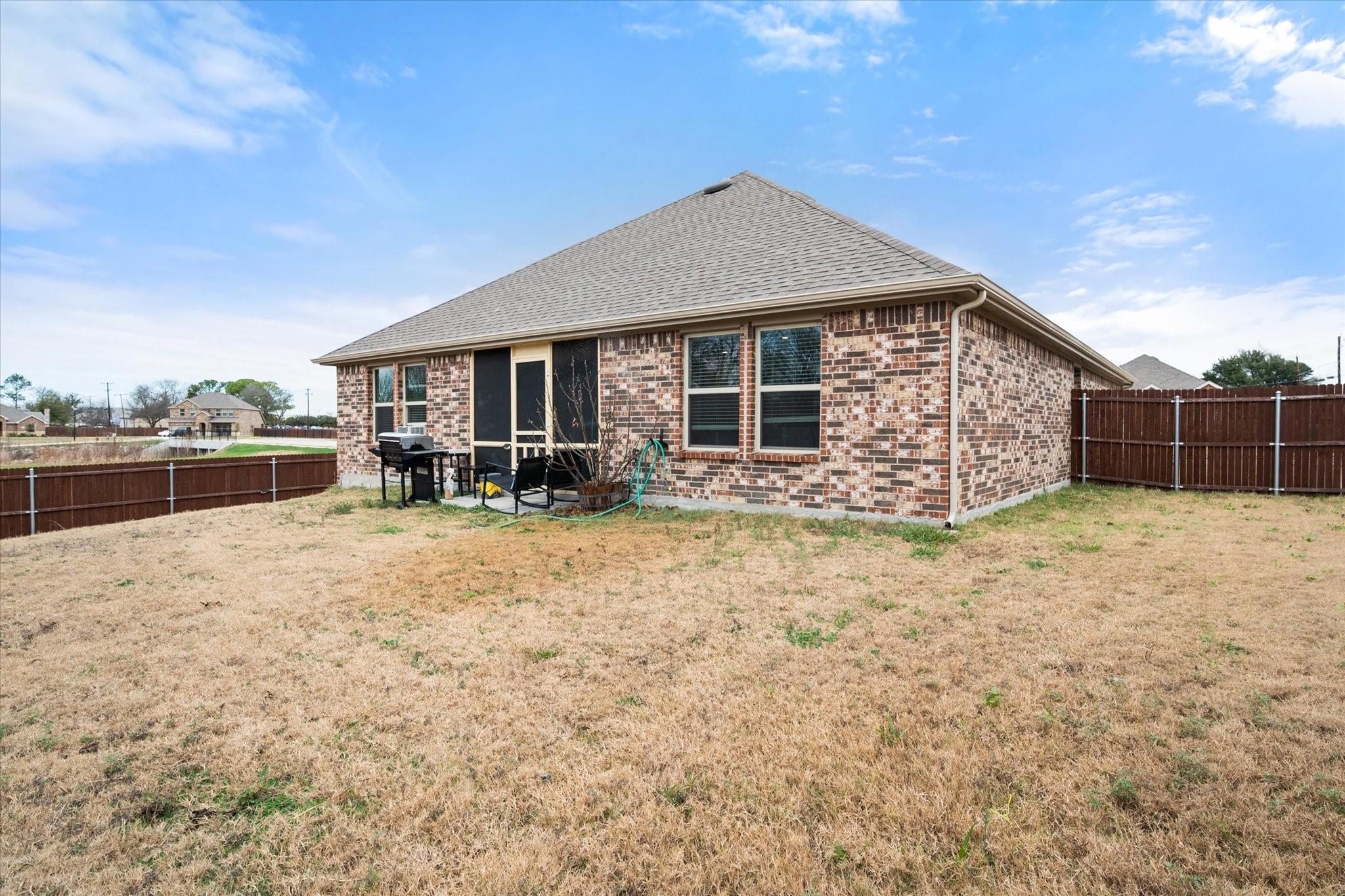 main property photo 29