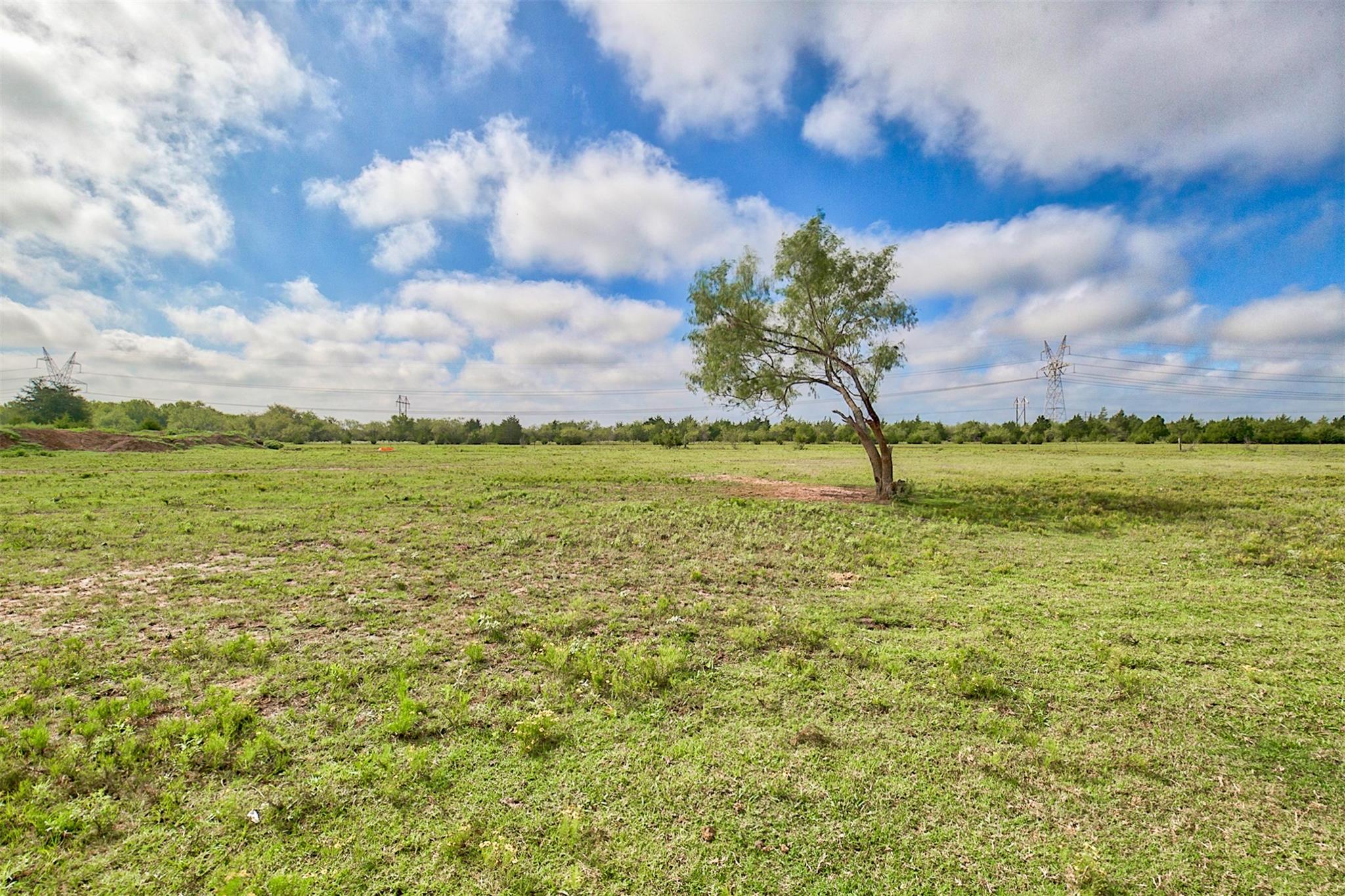 main property photo 16