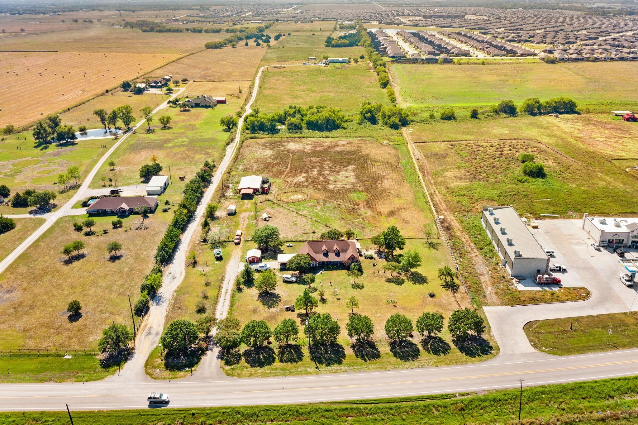 main property photo 19