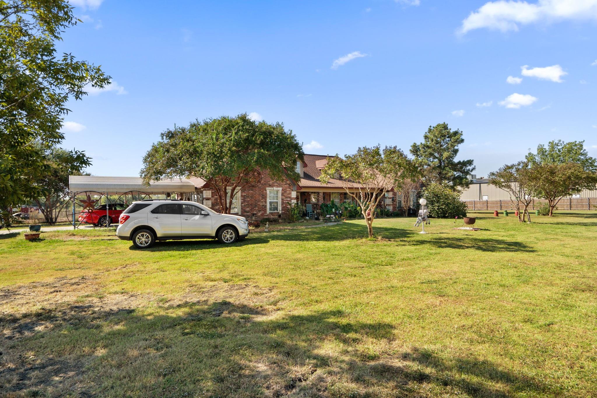 main property photo 7