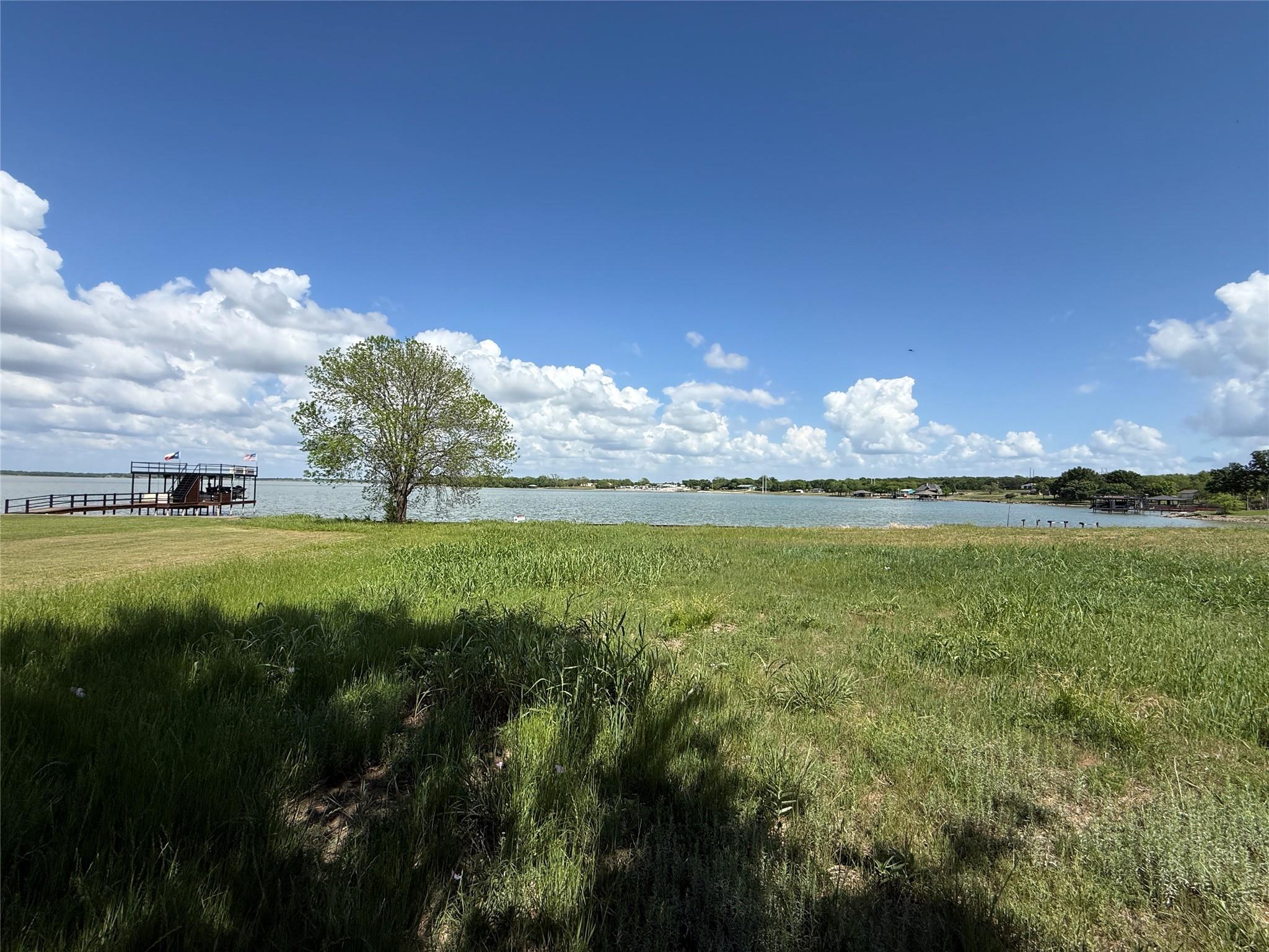 main property photo 13
