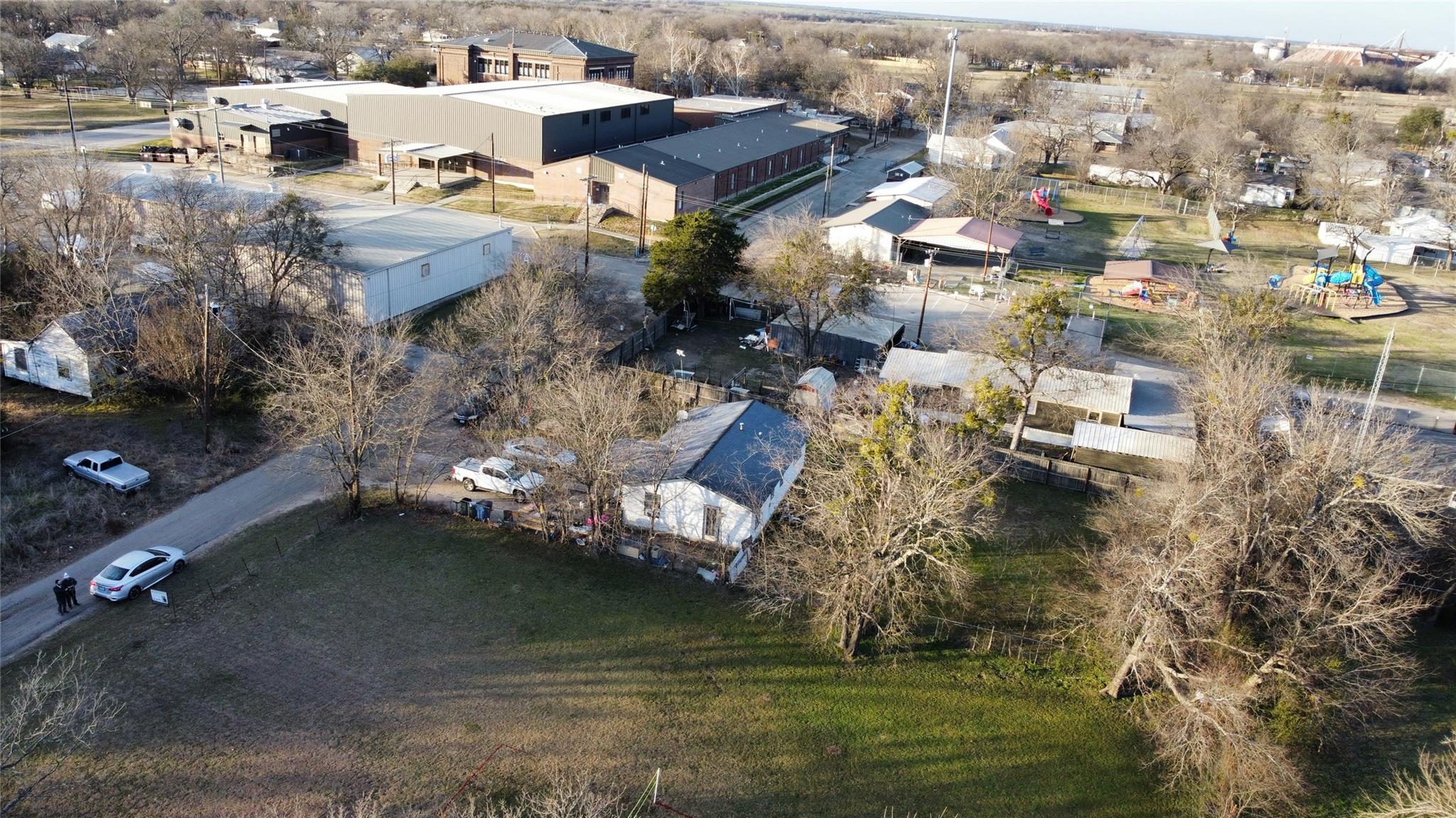 main property photo 1