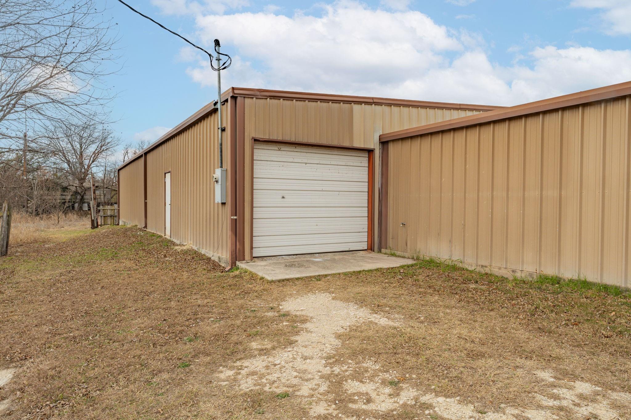 main property photo 3