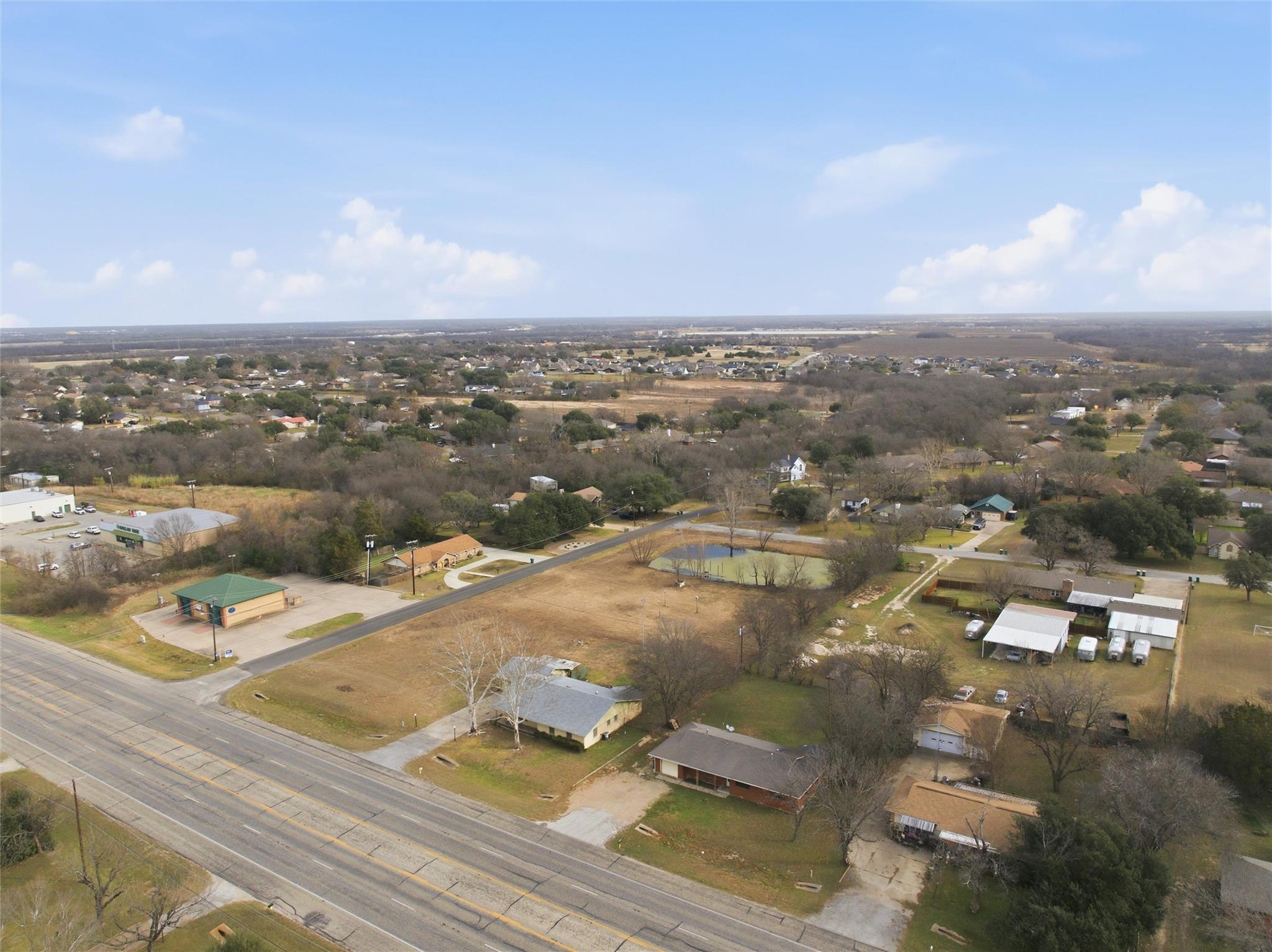 main property photo 4