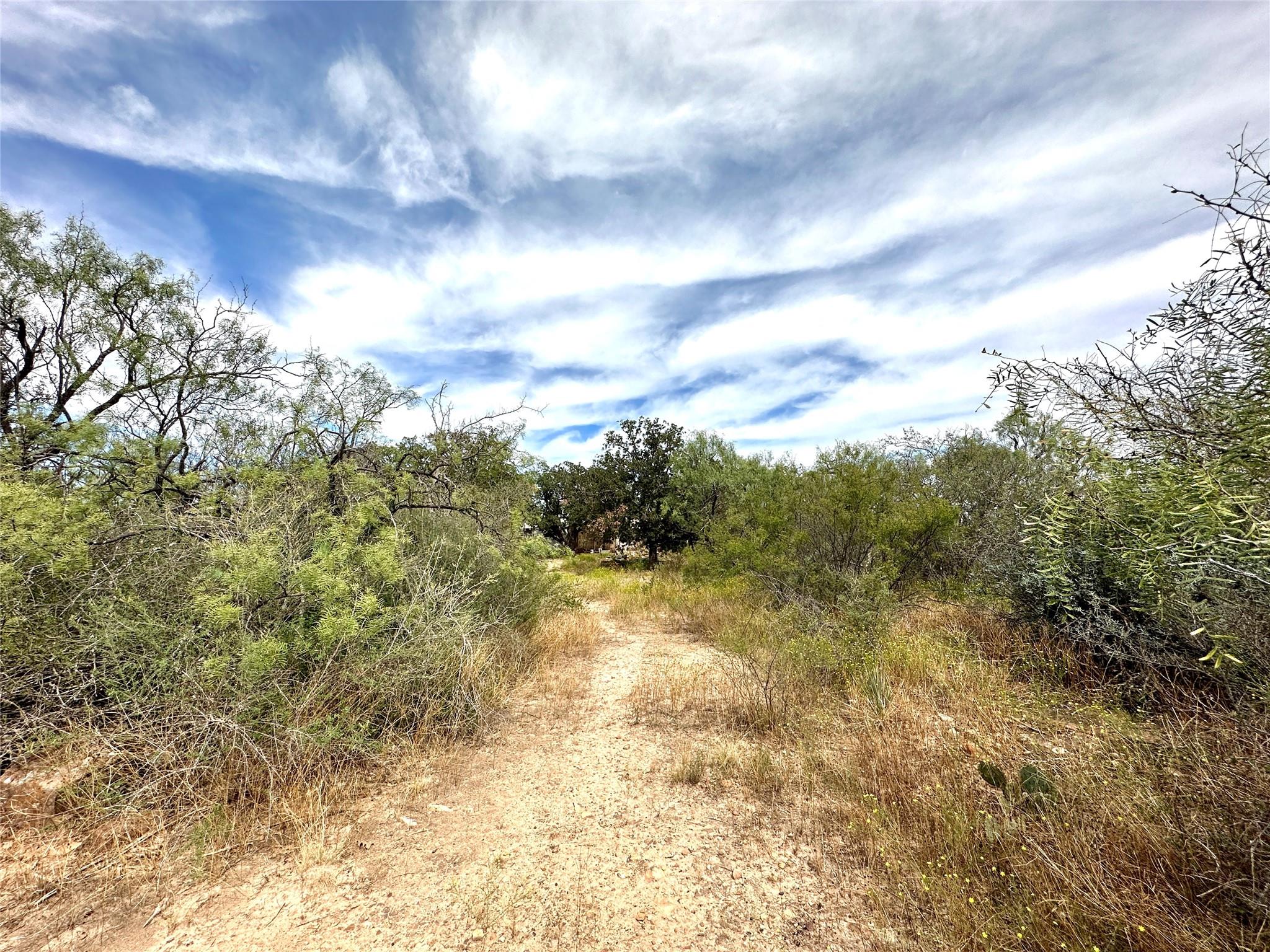 main property photo 34