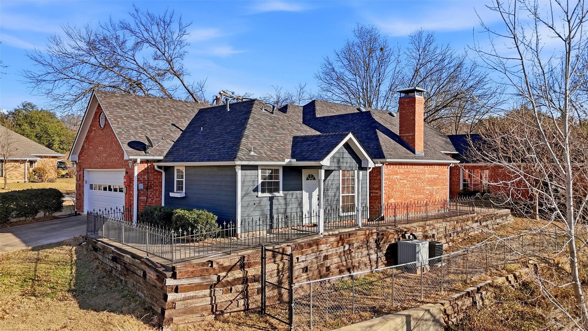 main property photo 33