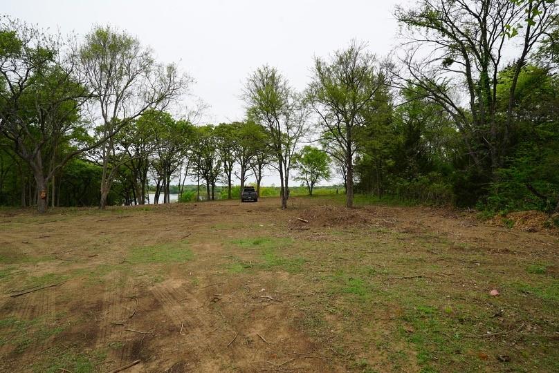main property photo 14