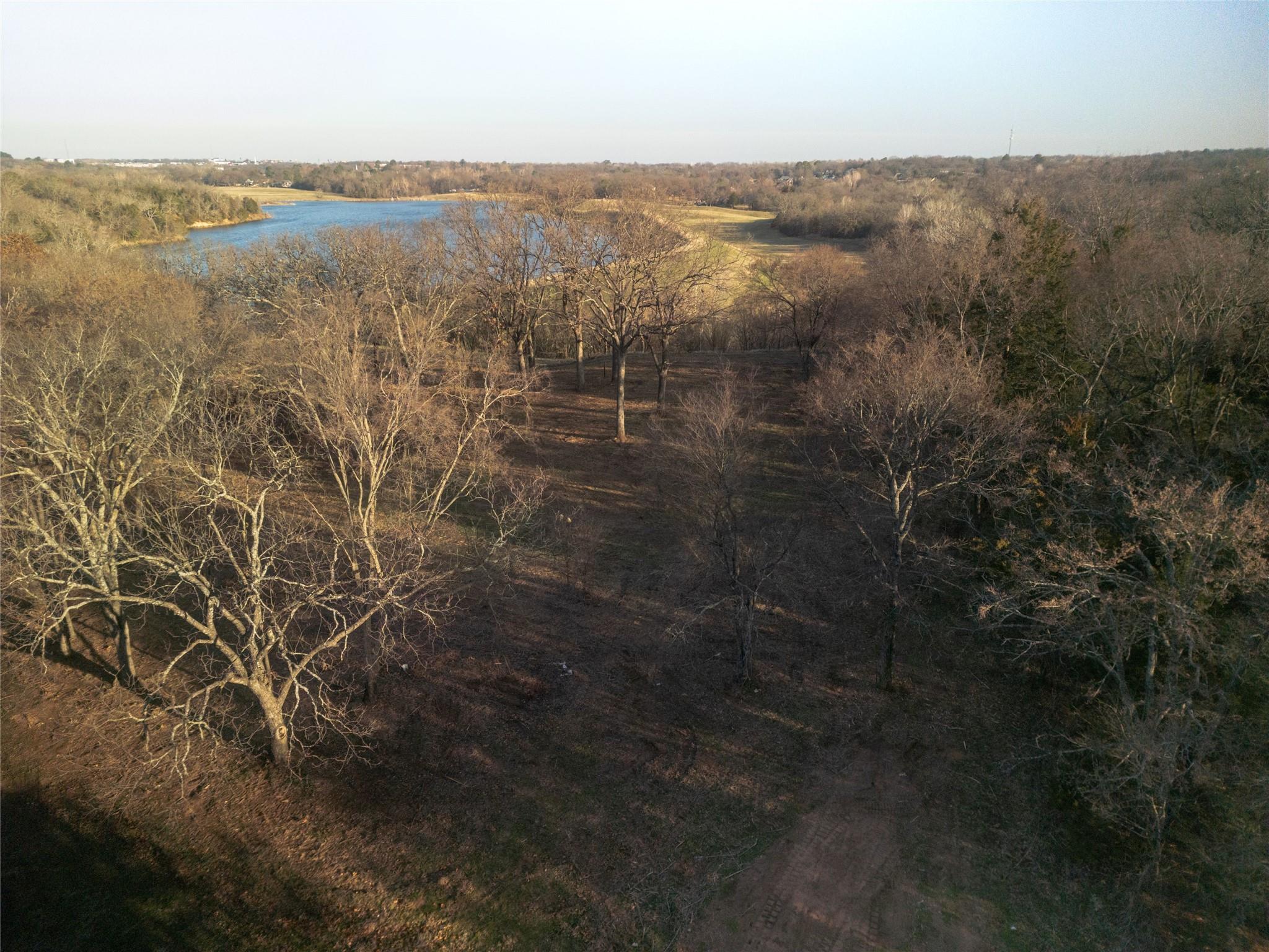 main property photo 16