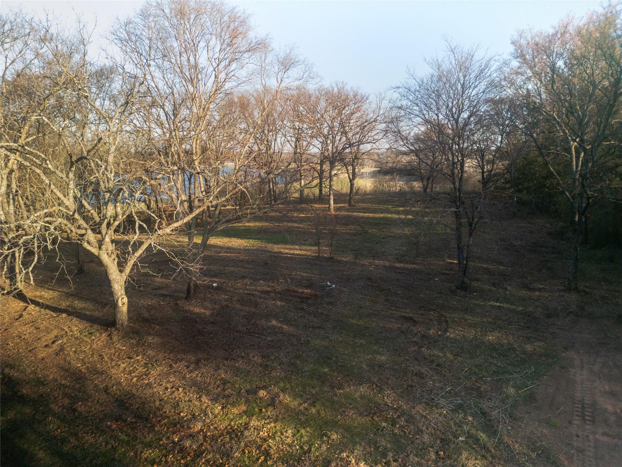 main property photo 17