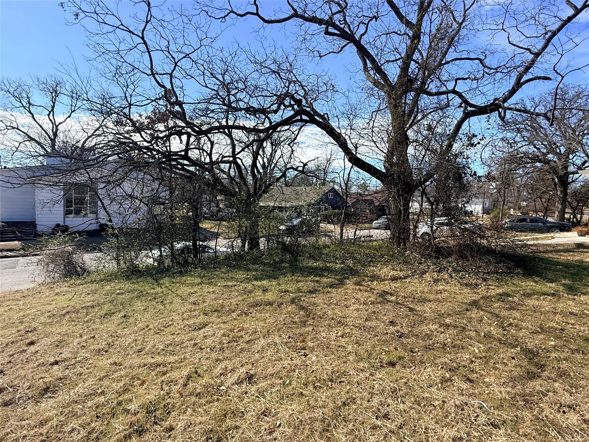 main property photo 7