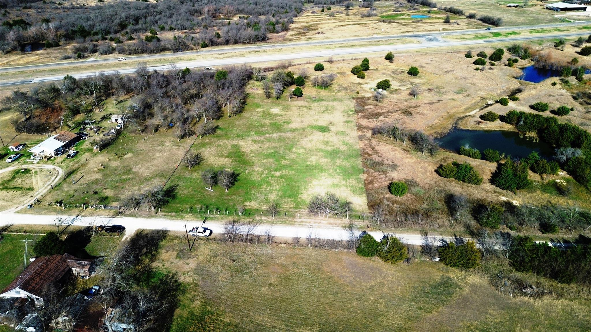 main property photo 11